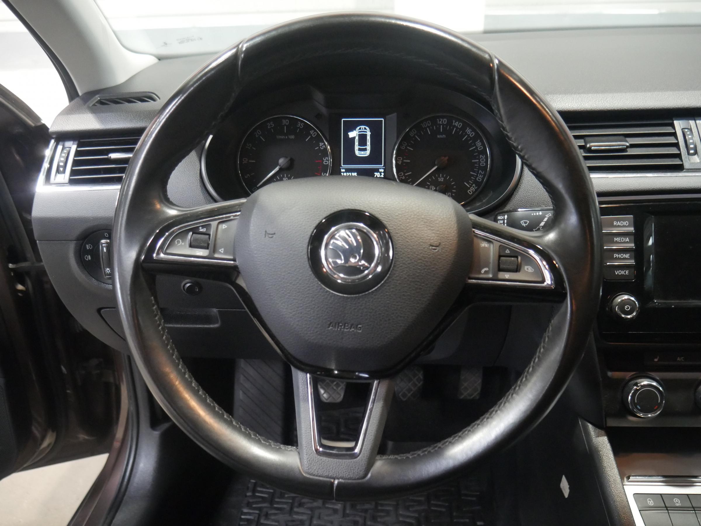 Škoda Octavia III, 2015 - pohled č. 15