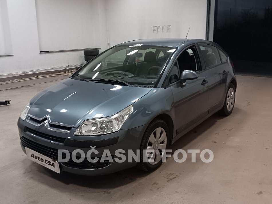 Citroën C4 1.4i 
