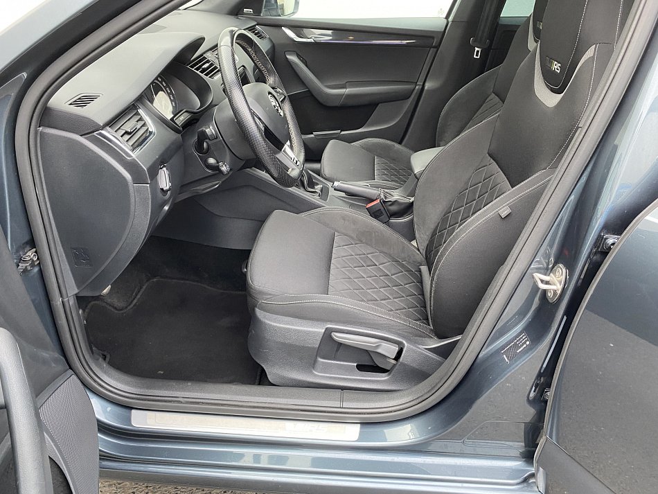 Škoda Octavia III 2.0TDi RS