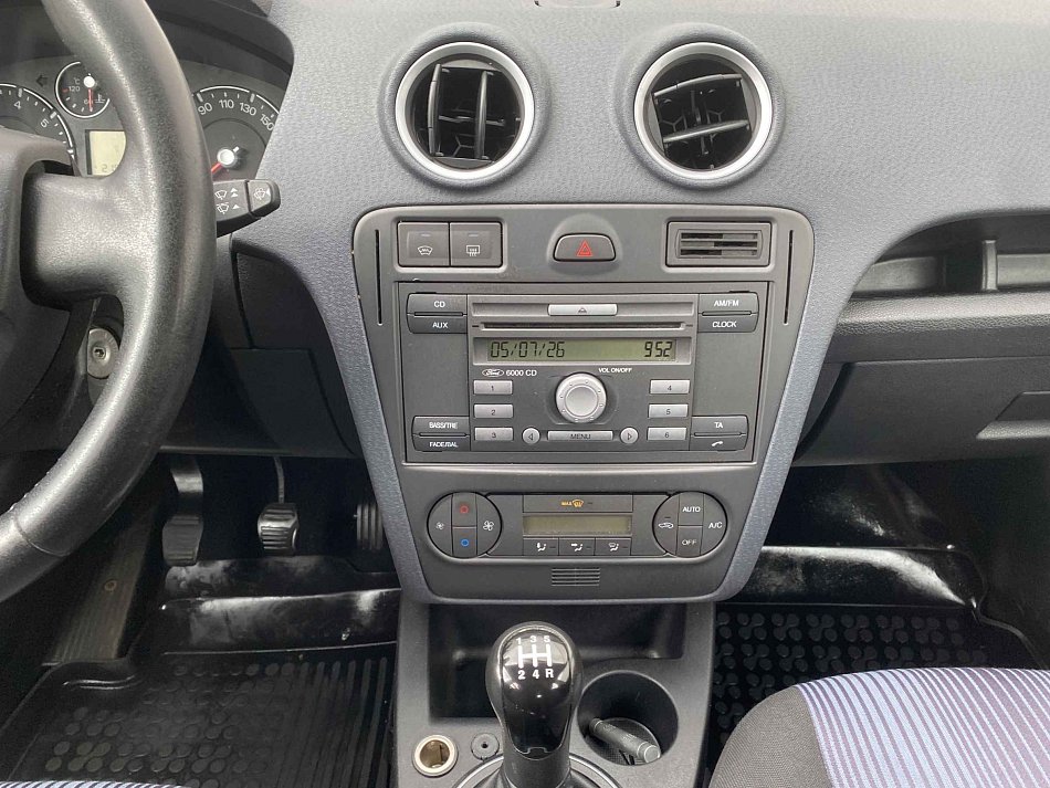 Ford Fusion 1.4i 