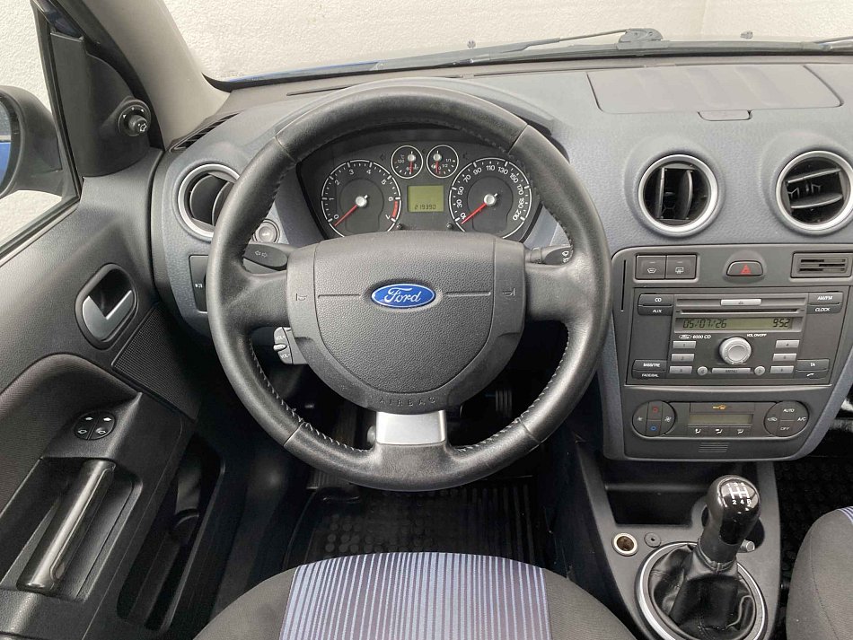 Ford Fusion 1.4i 