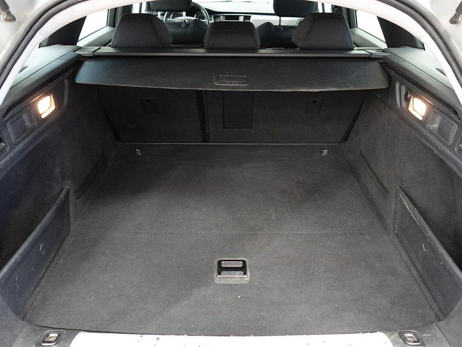 Peugeot 508 2.0 HDi Active SW