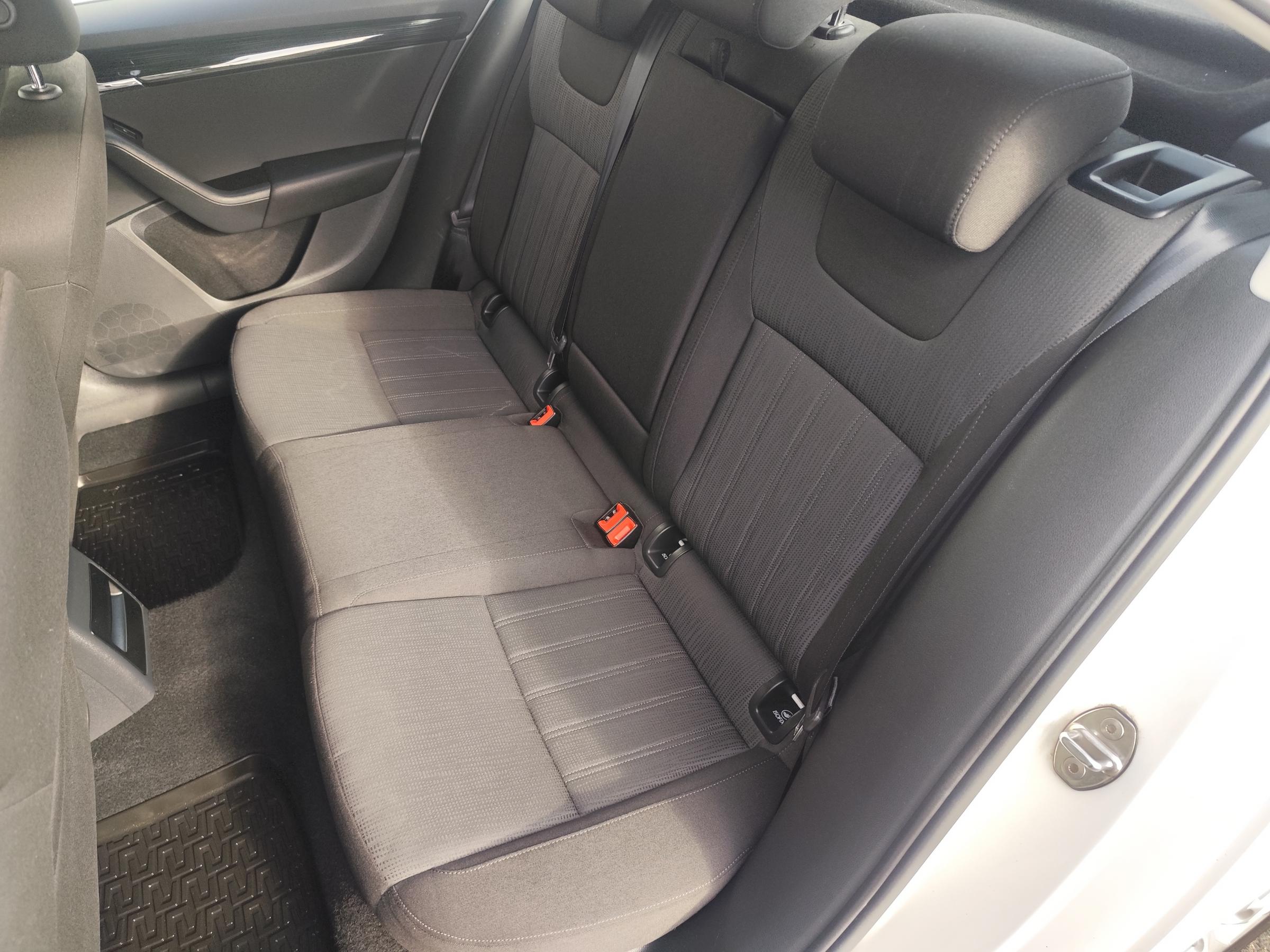 Škoda Octavia III, 2017 - pohled č. 10