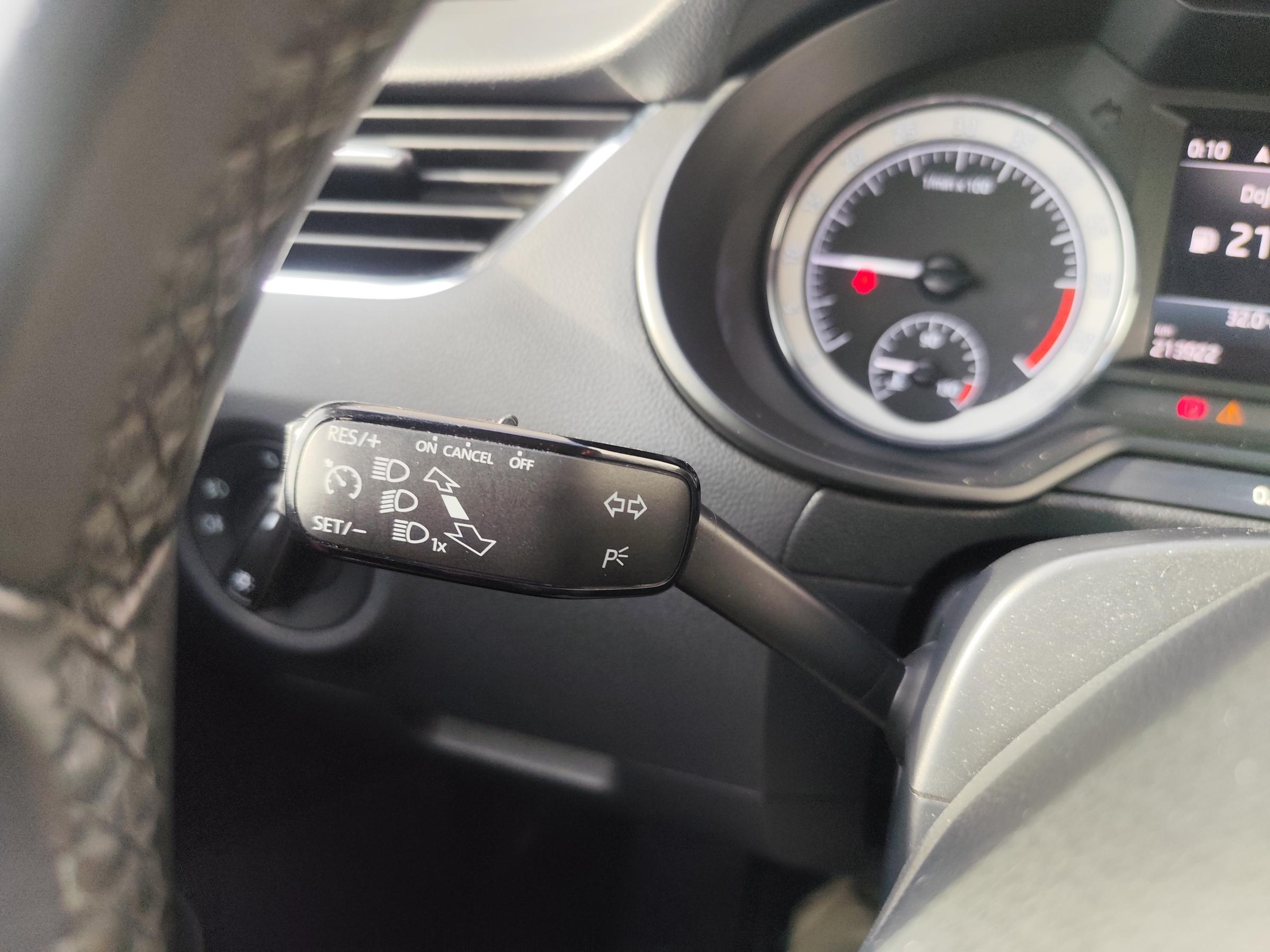 Škoda Octavia III, 2017 - pohled č. 21