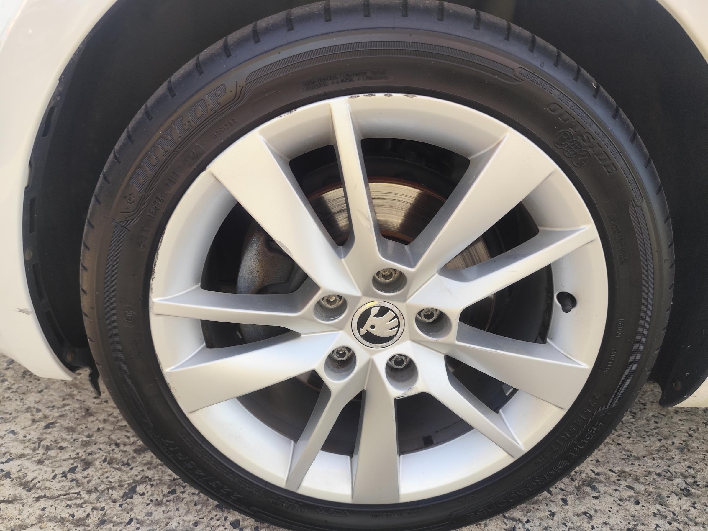 Škoda Octavia III, 2017 - pohled č. 25