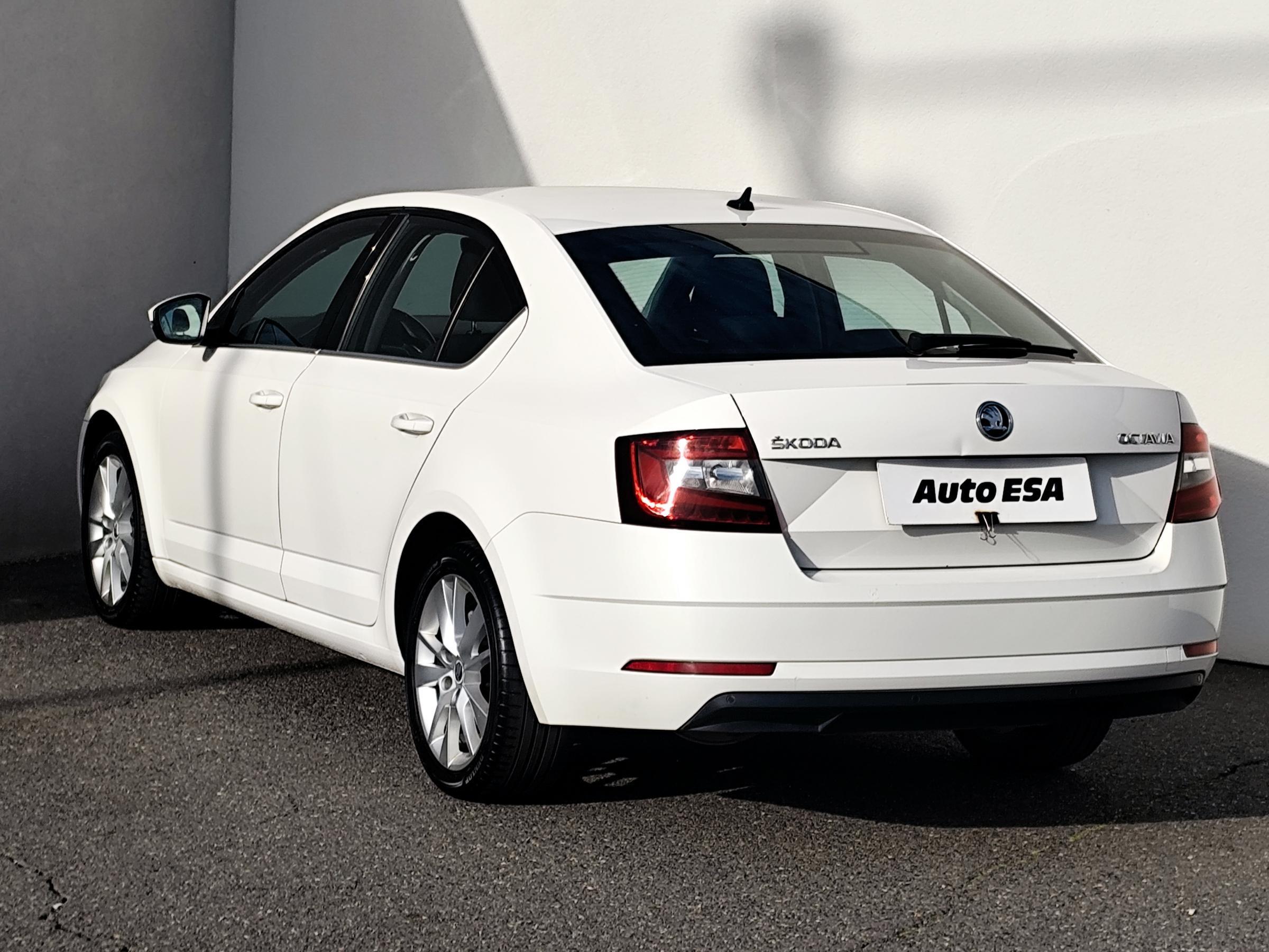 Škoda Octavia III, 2017 - pohled č. 6