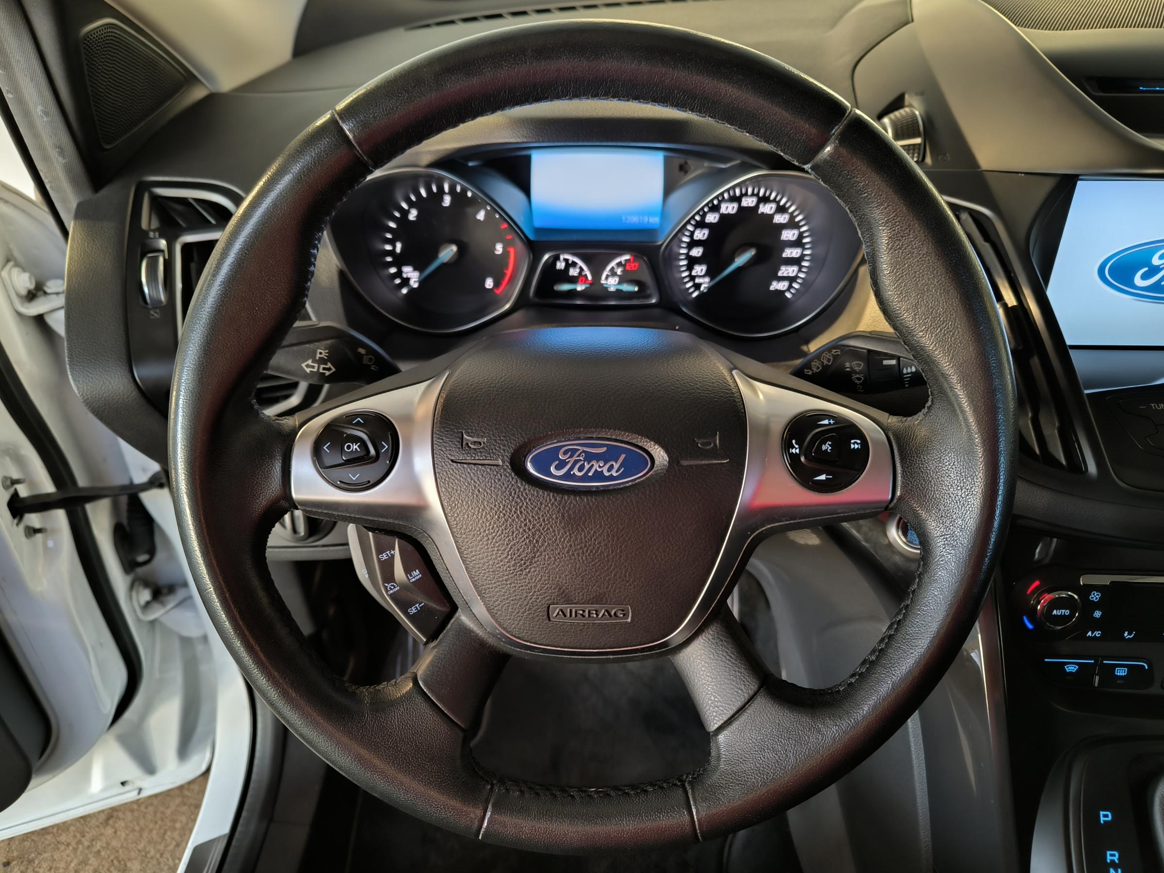 Ford Kuga, 2016 - pohled č. 13