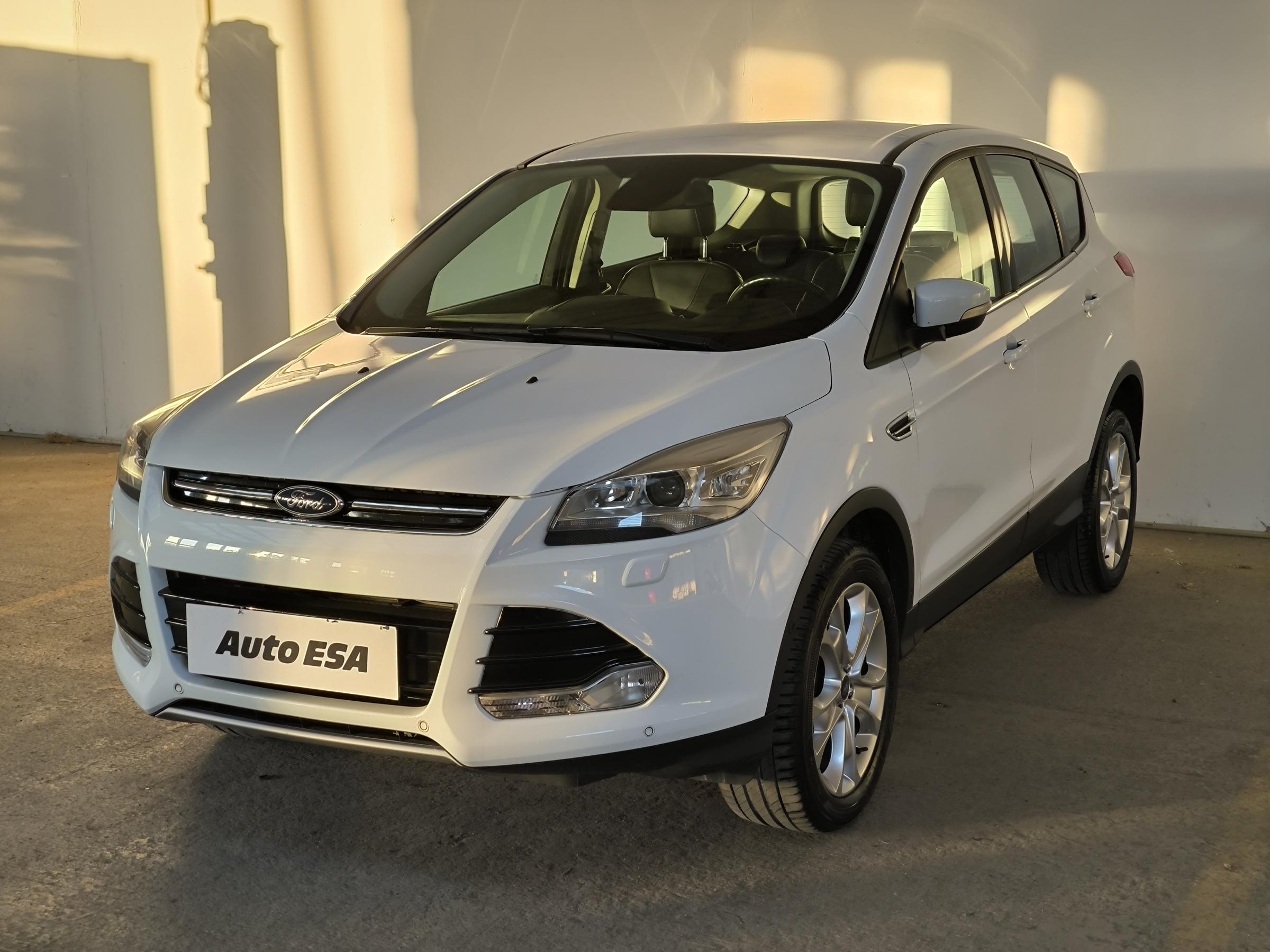 Ford Kuga, 2016 - pohled č. 3