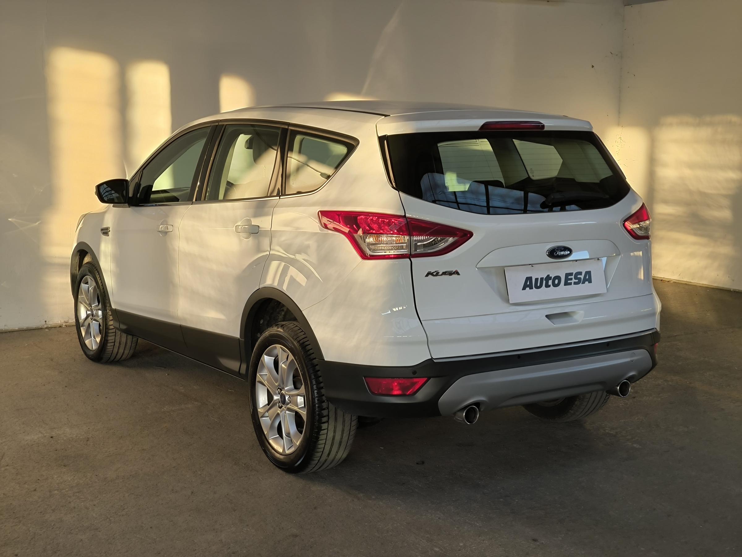 Ford Kuga, 2016 - pohled č. 4