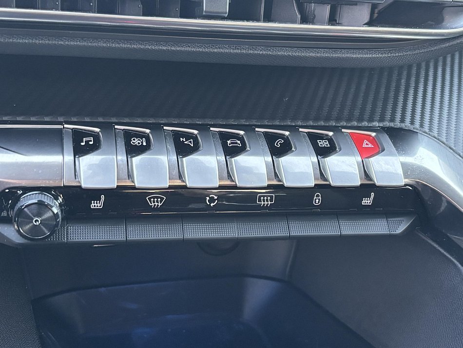 Peugeot 3008 1.5 HDi Active