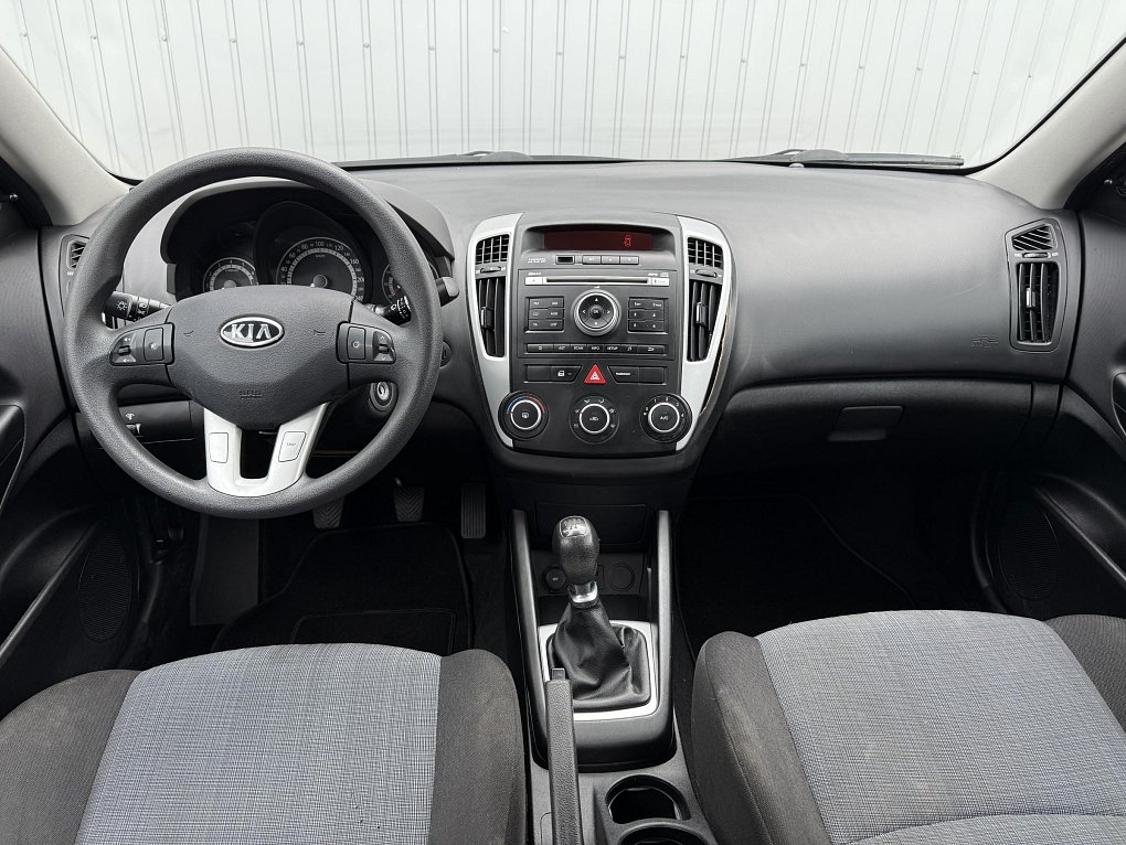 Kia Ceed 1.4 CVVT 