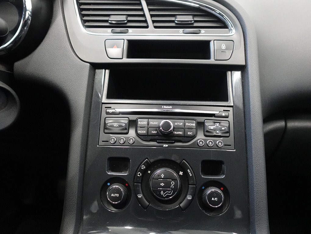 Peugeot 5008 1.6 HDi 