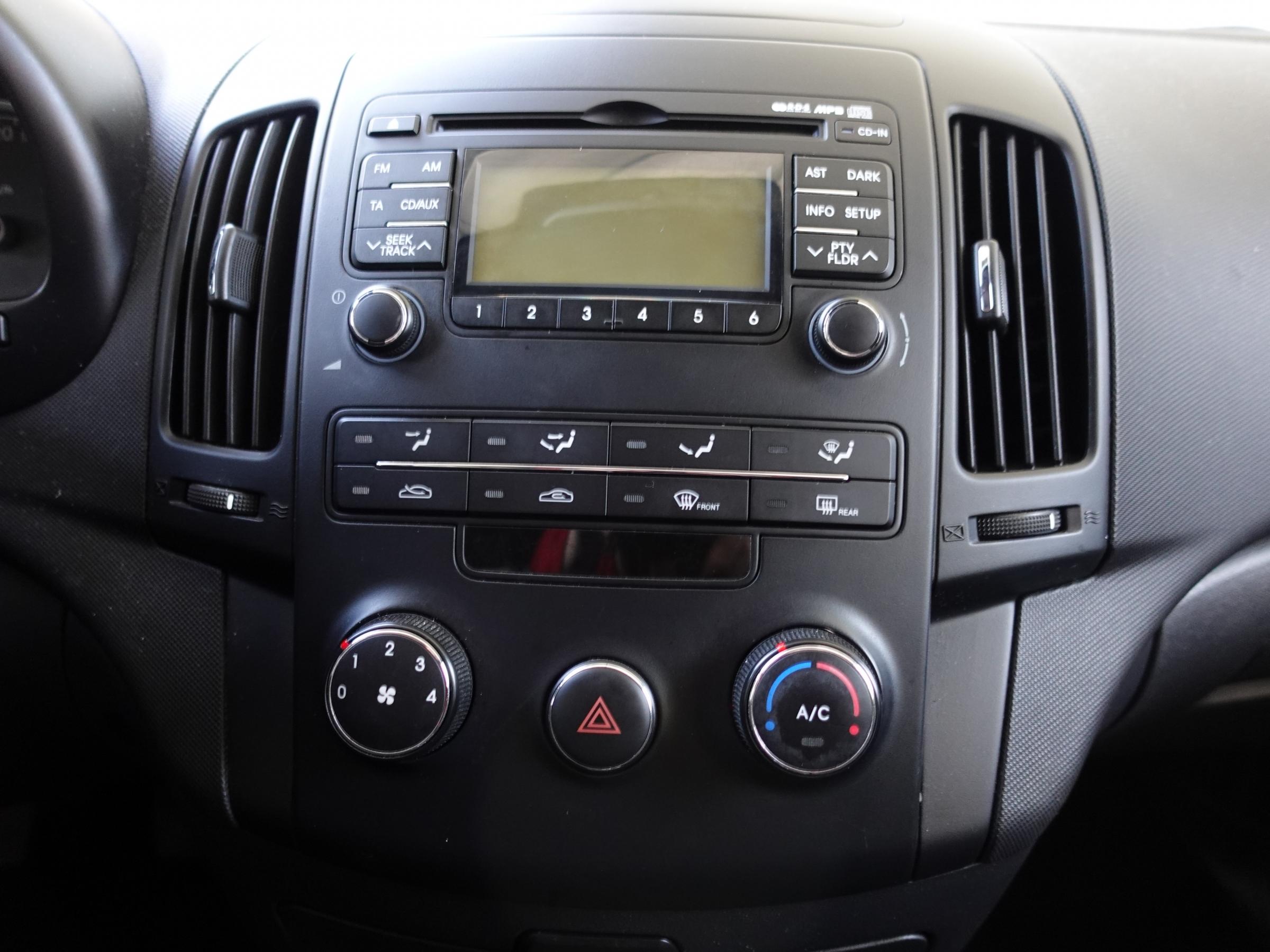 Hyundai i30, 2011 - pohled č. 13