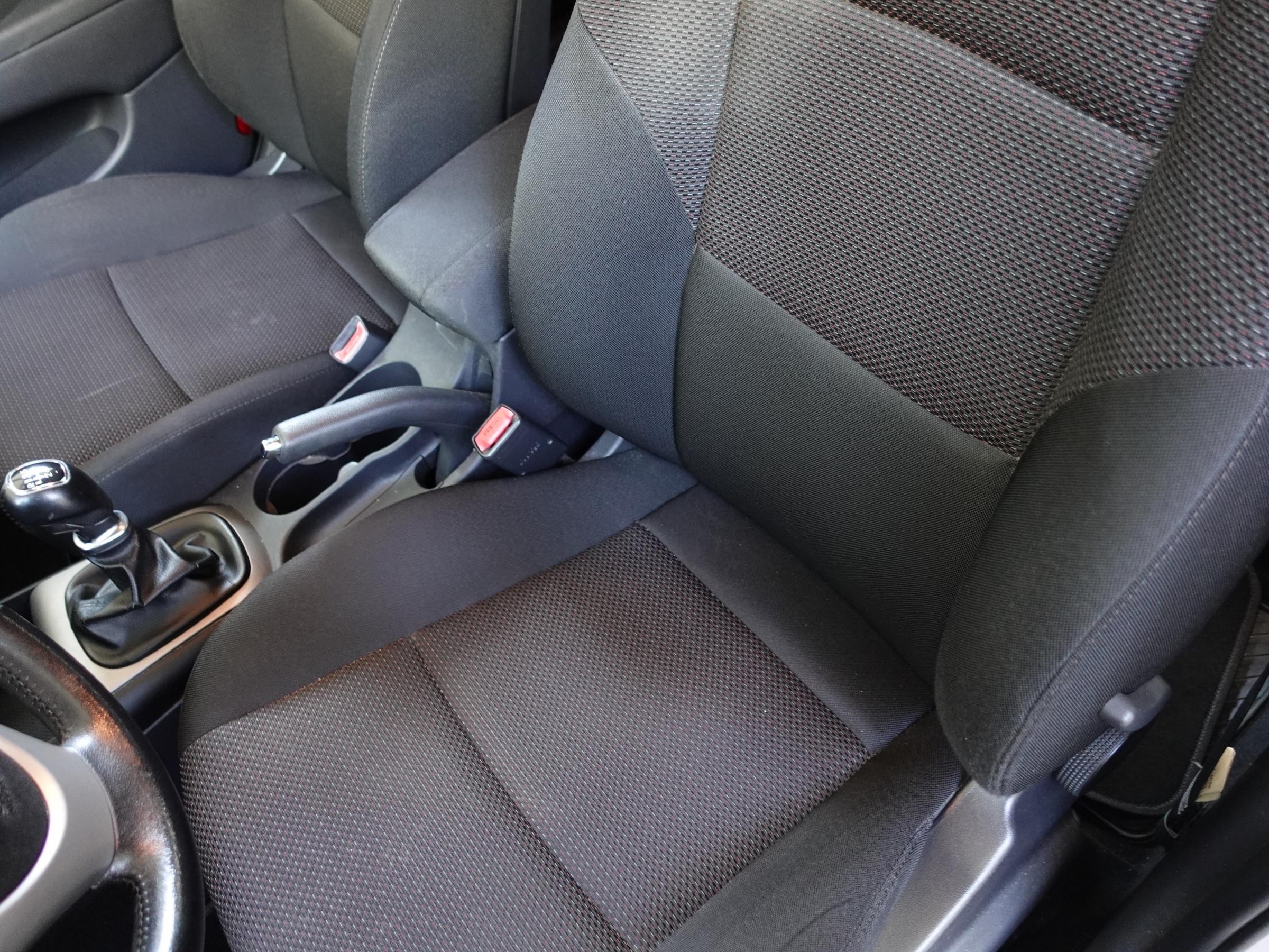 Hyundai i30, 2011 - pohled č. 9