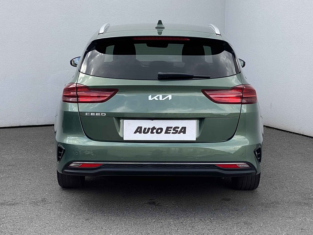 Kia Ceed 1.5 T-GDi TOP SW