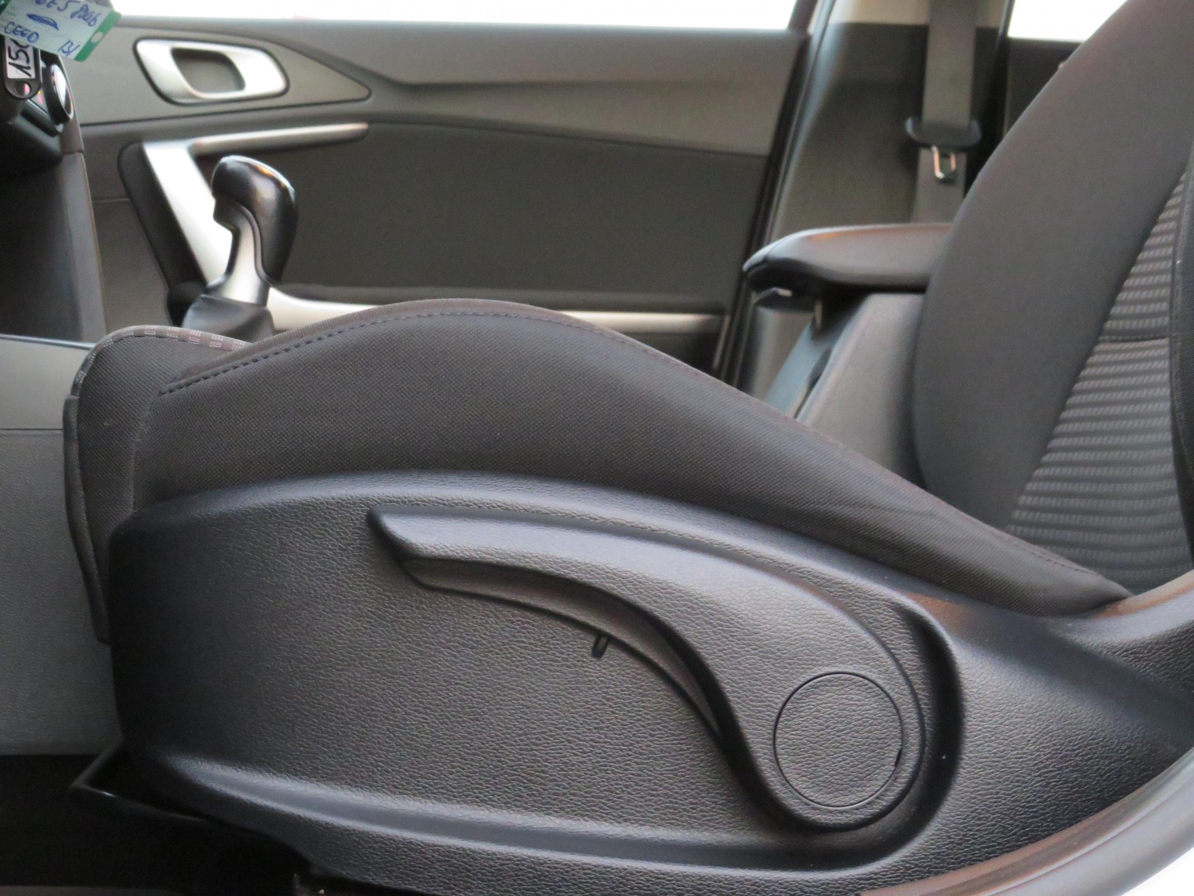 Kia Cee´d, 2020 - pohled č. 21