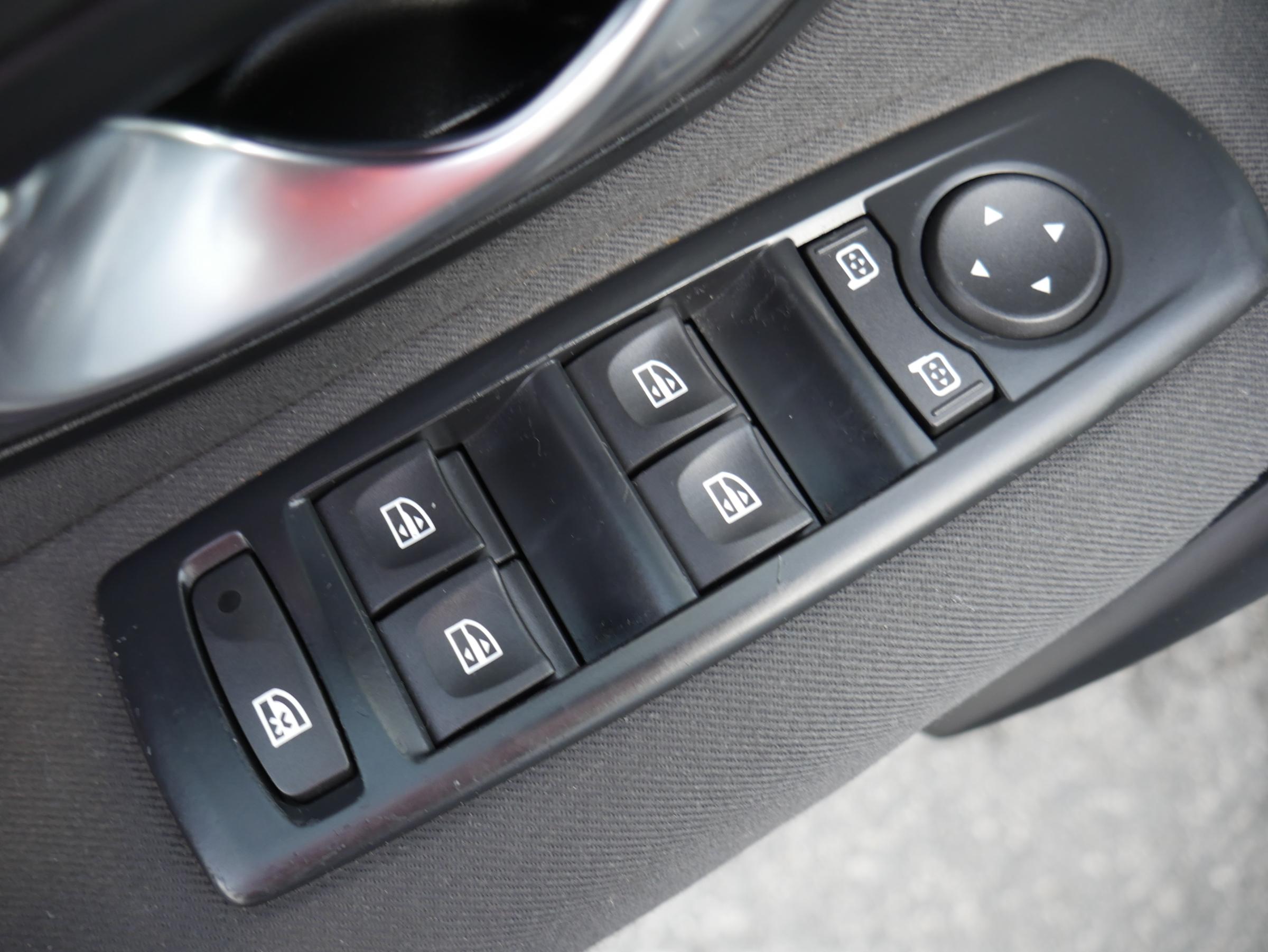 Renault Mégane, 2011 - pohled č. 12