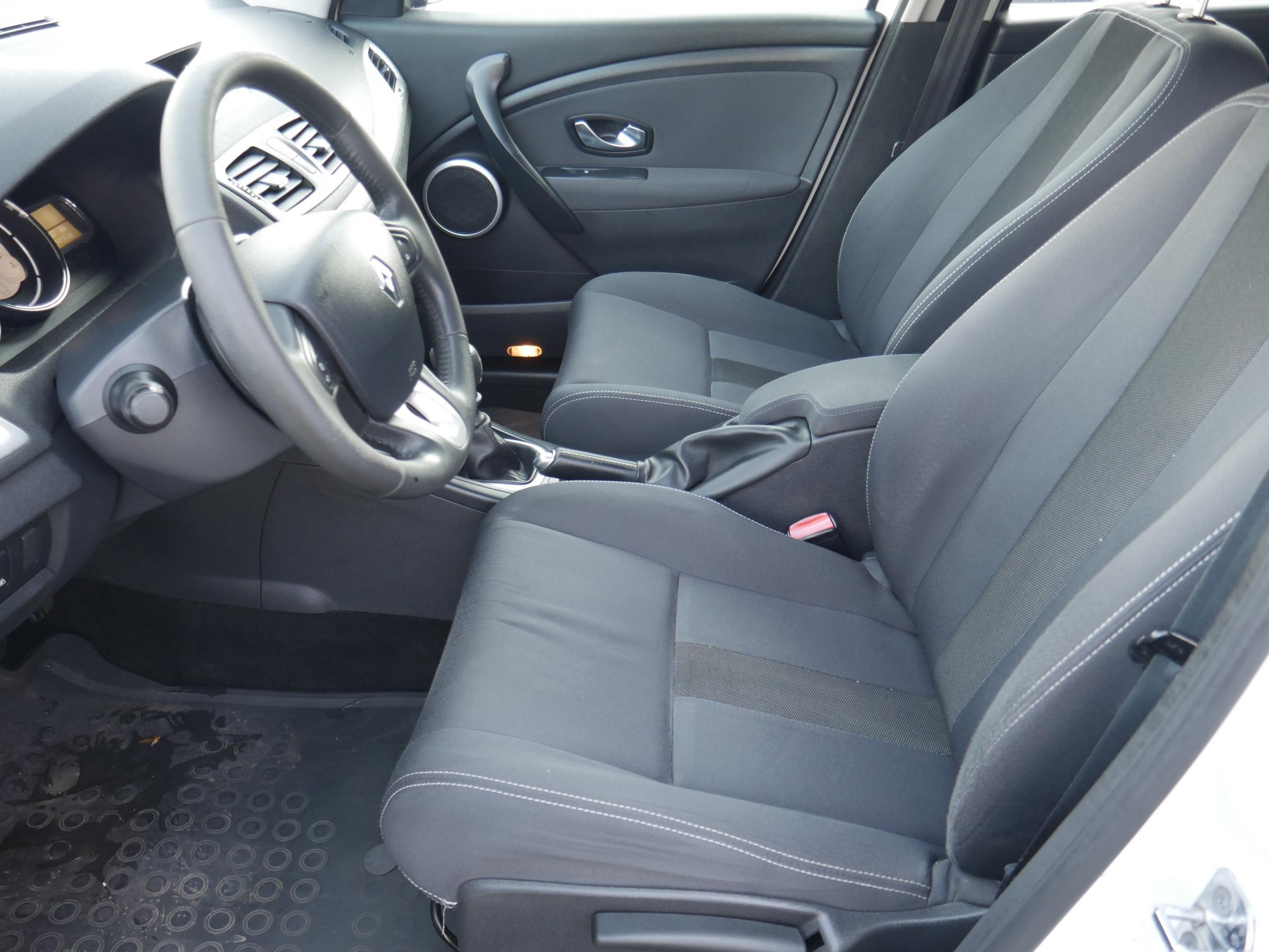 Renault Mégane, 2011 - pohled č. 9