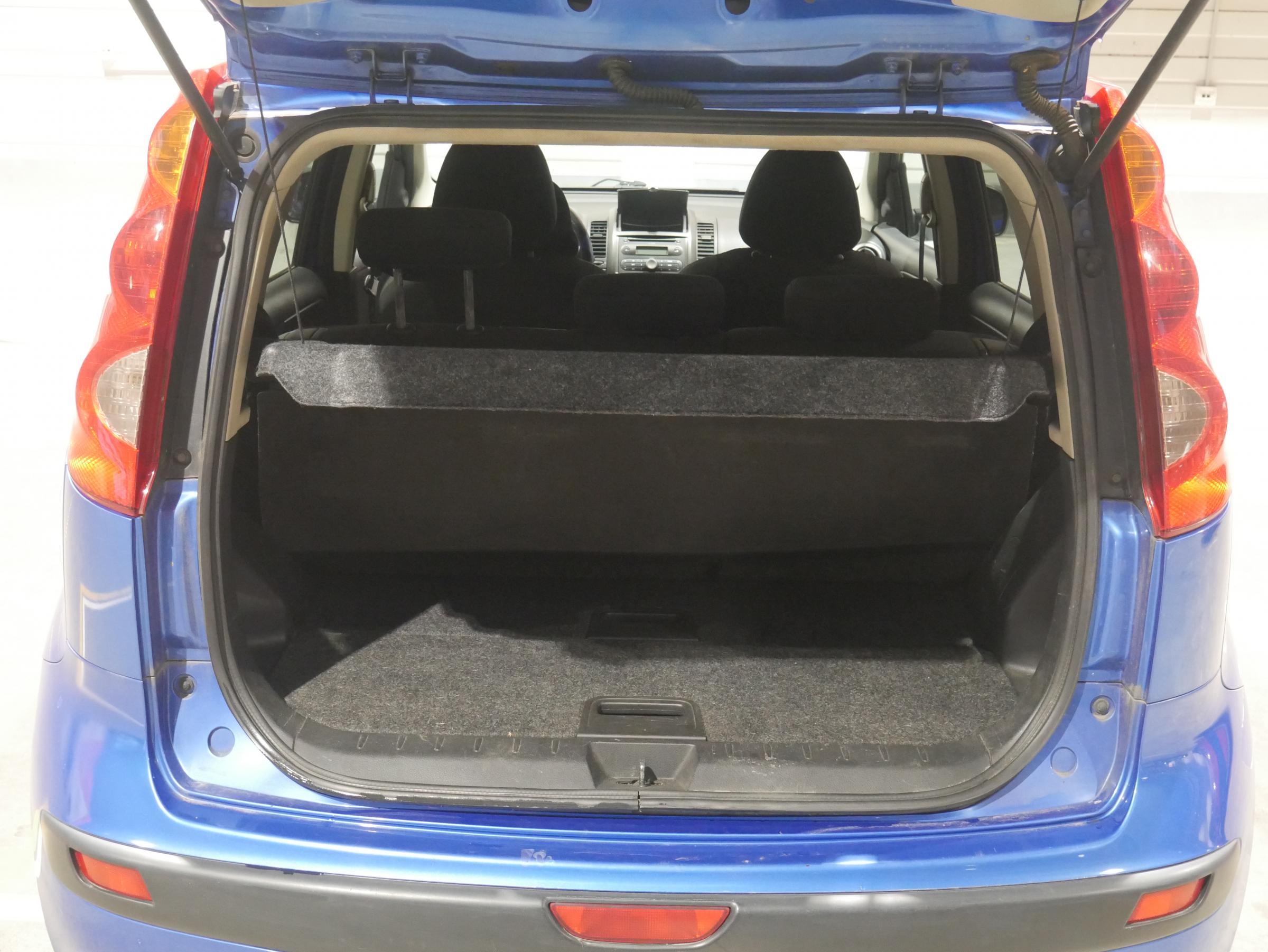 Nissan Note, 2008 - pohled č. 7