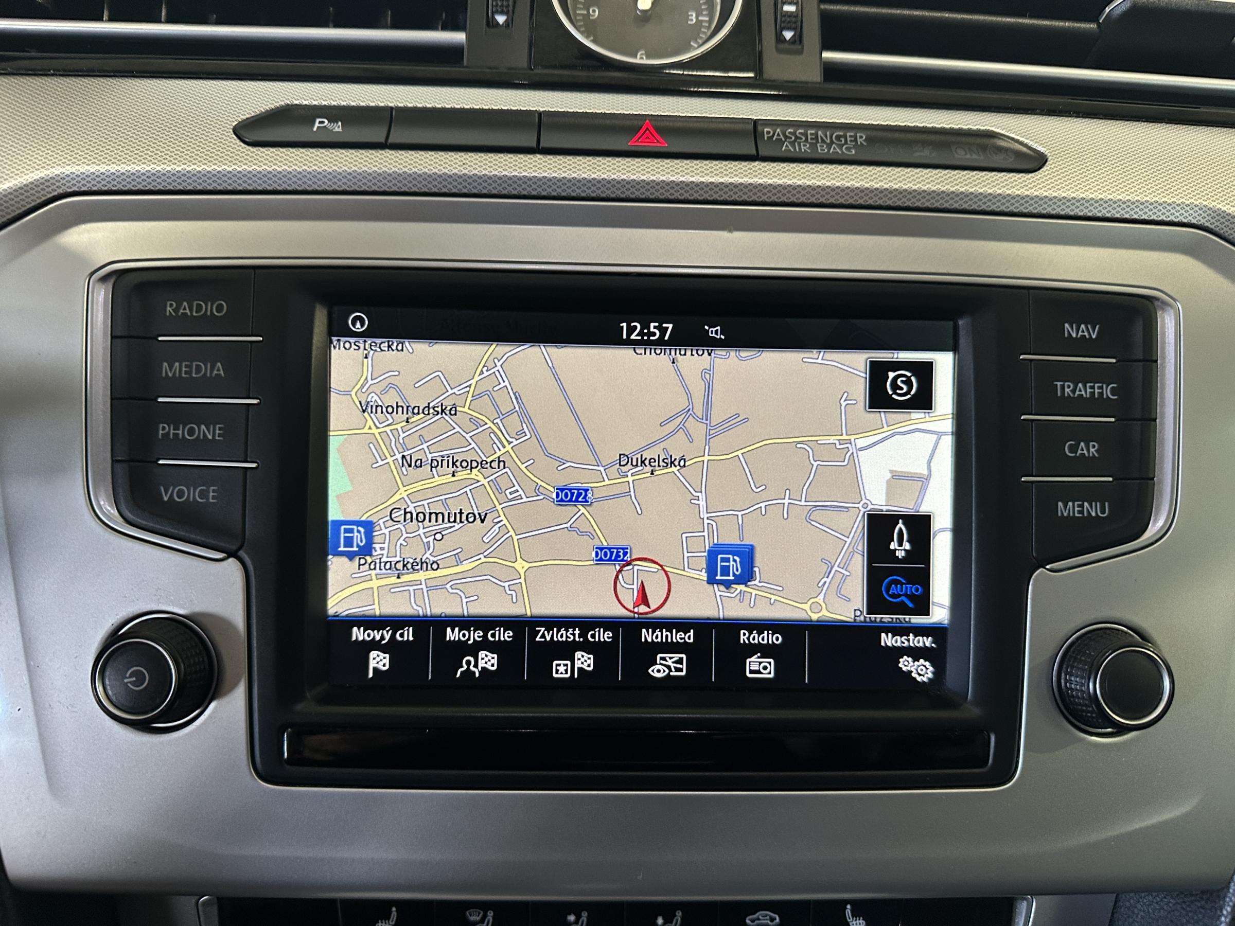 Volkswagen Passat, 2017 - pohled č. 16