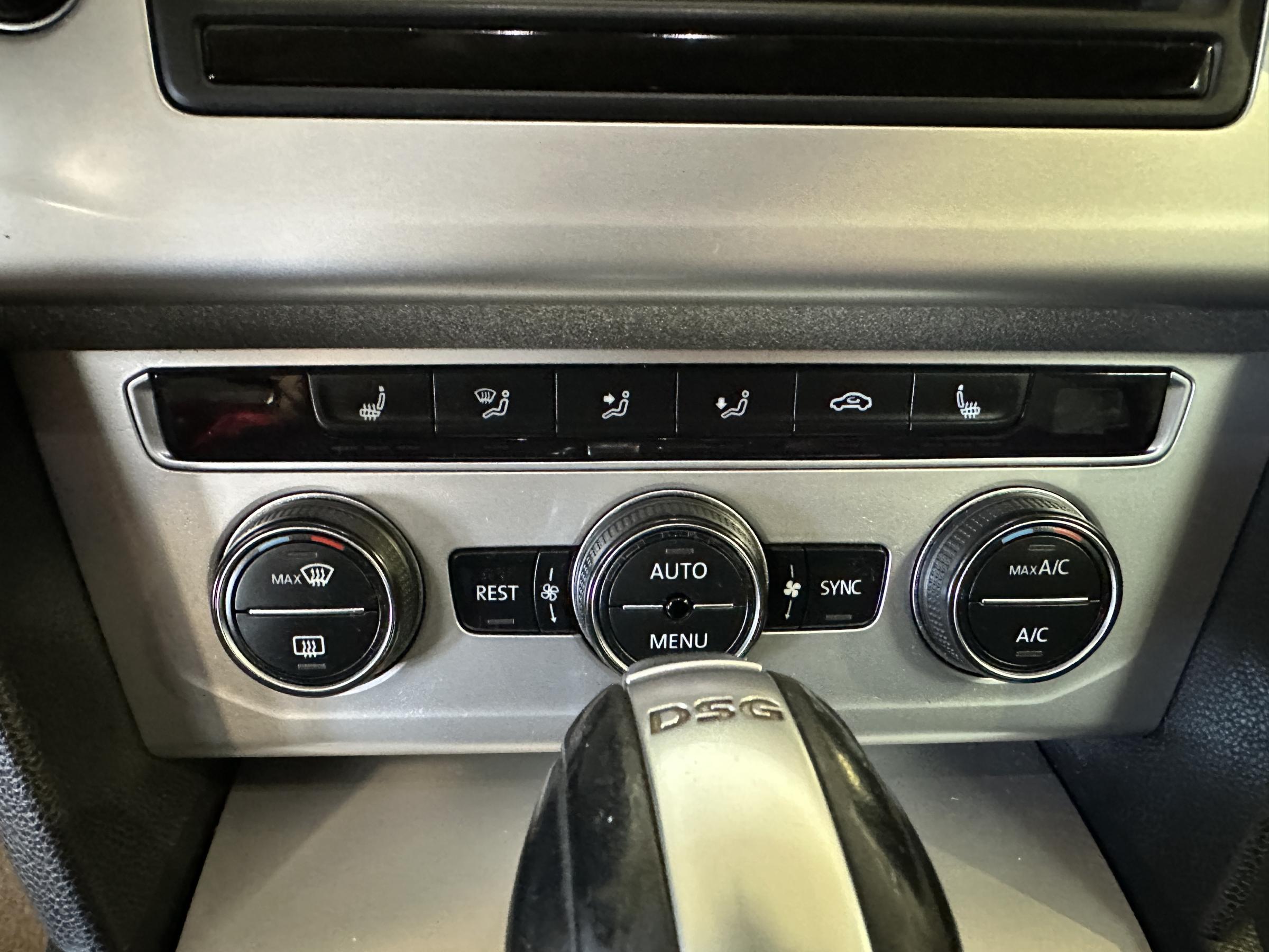 Volkswagen Passat, 2017 - pohled č. 17