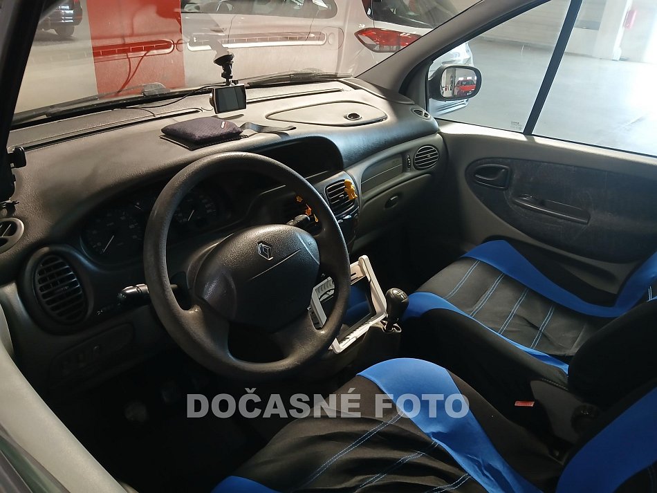 Renault Scénic 1.9 dCi 