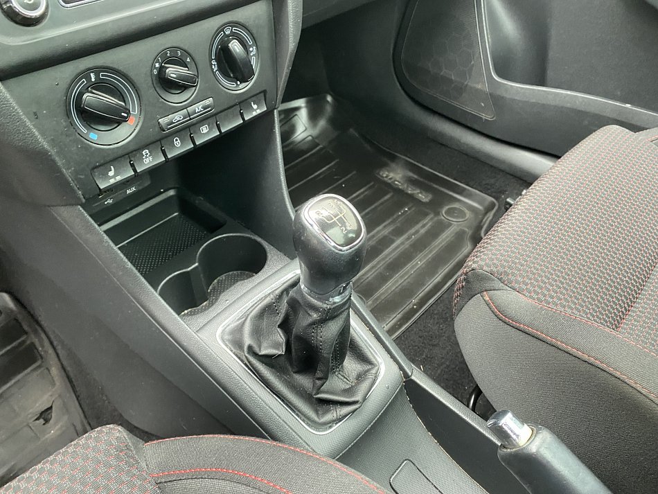 Škoda Rapid 1.6 TDi Sport