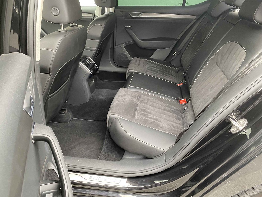 Škoda Superb III 2.0TSi  4x4