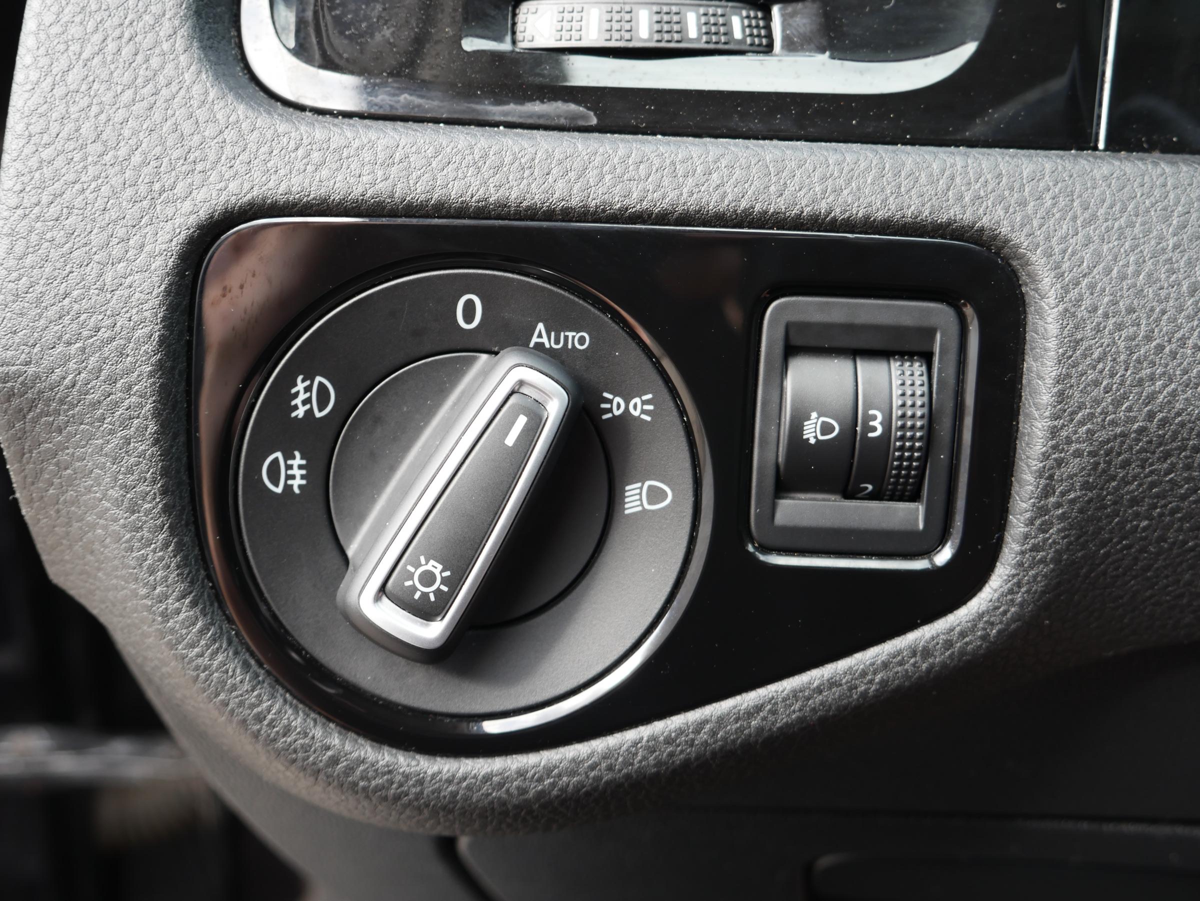 Volkswagen Golf, 2014 - pohled č. 16