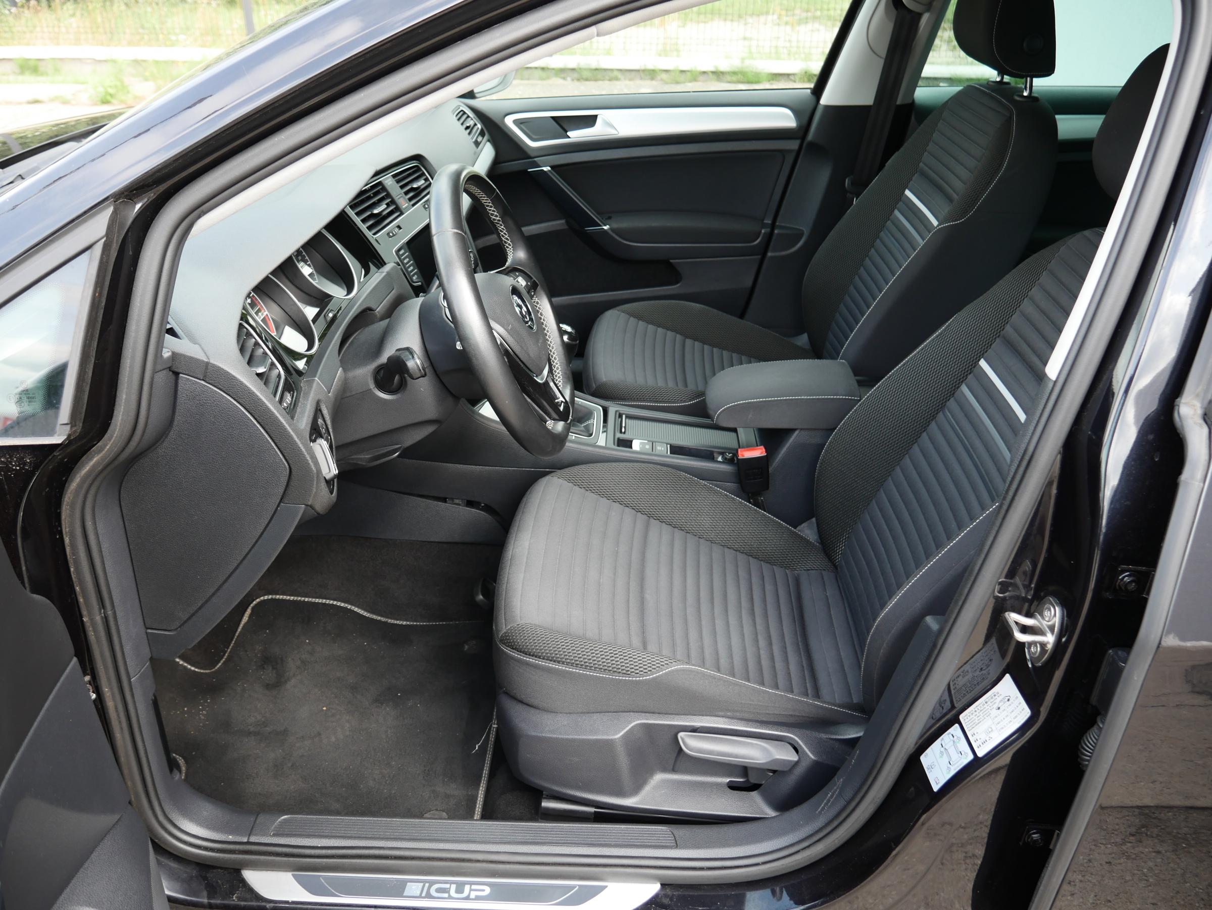 Volkswagen Golf, 2014 - pohled č. 18