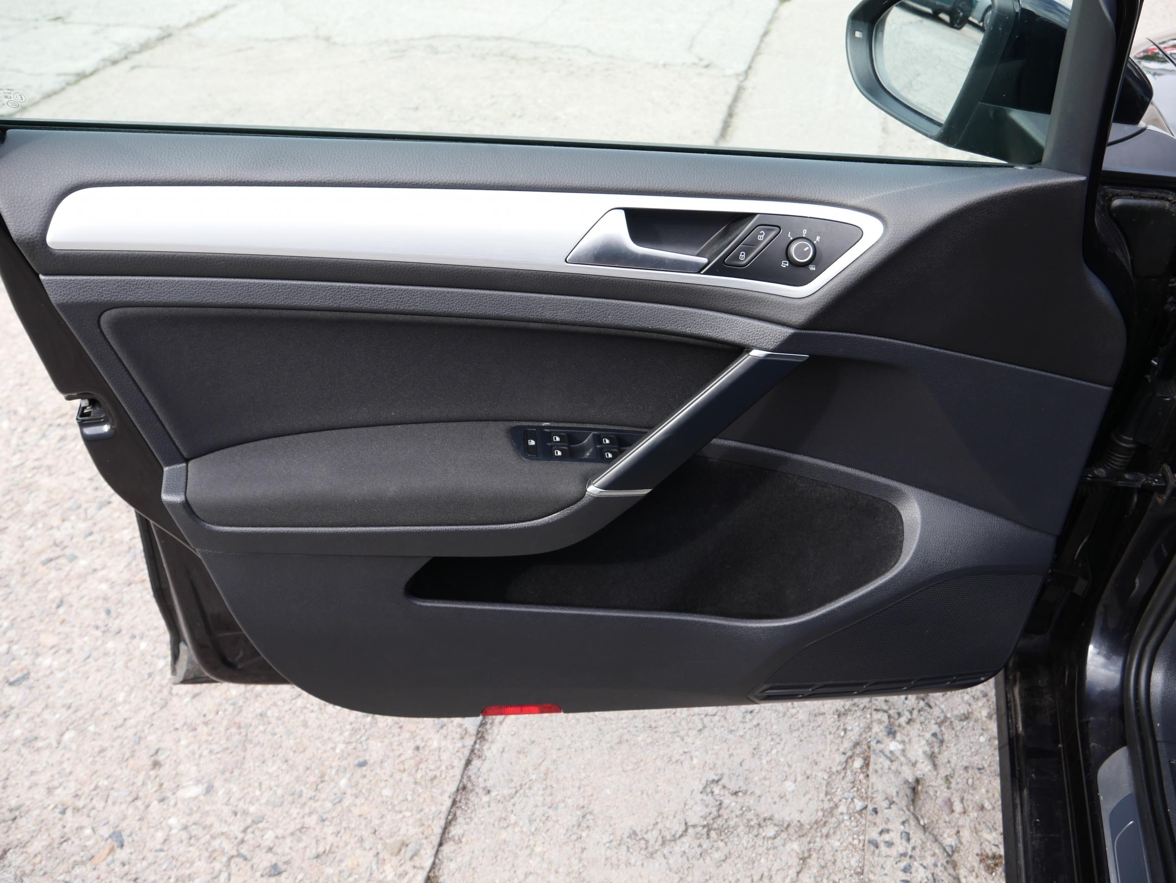 Volkswagen Golf, 2014 - pohled č. 19