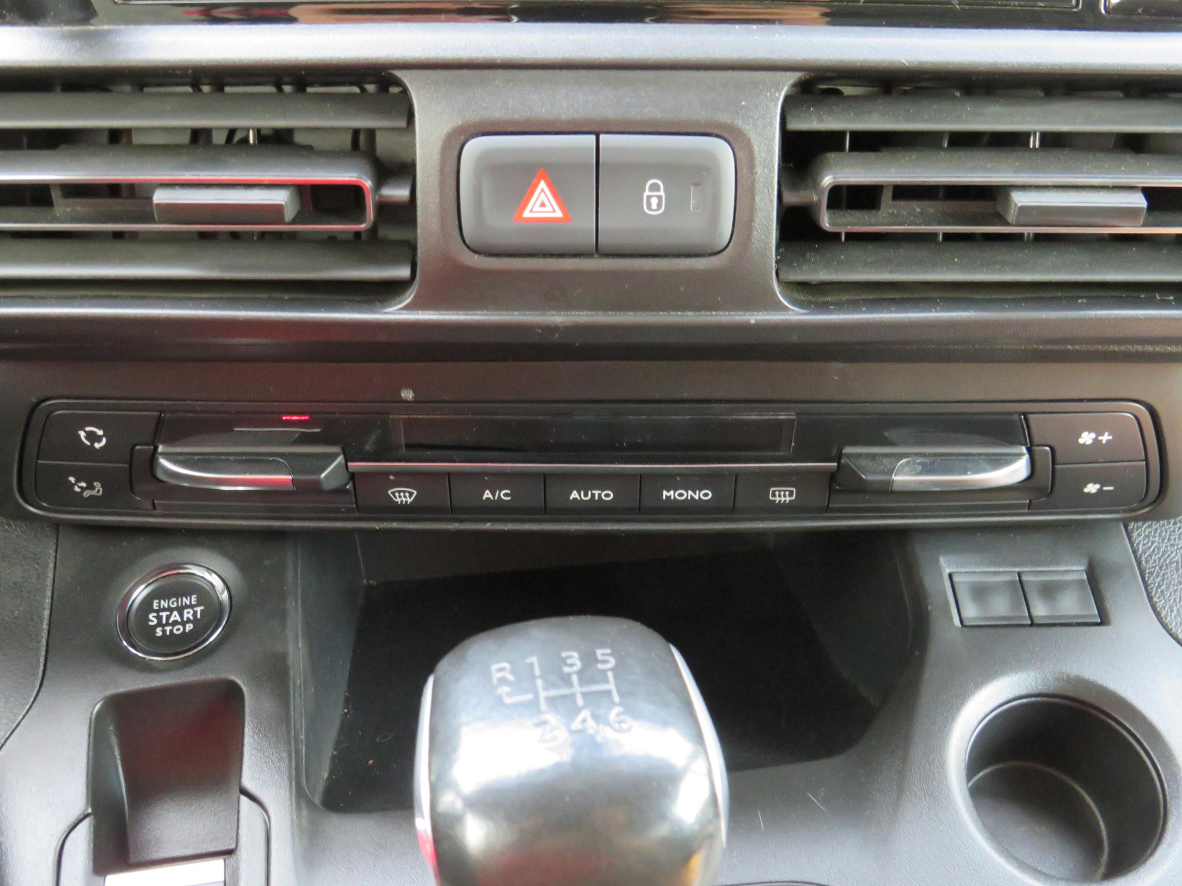 Opel Combo, 2020 - pohled č. 14