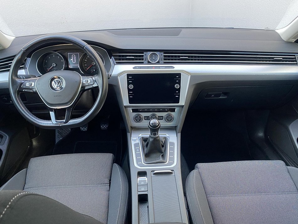 Volkswagen Passat 1.5 TSi Comfortline