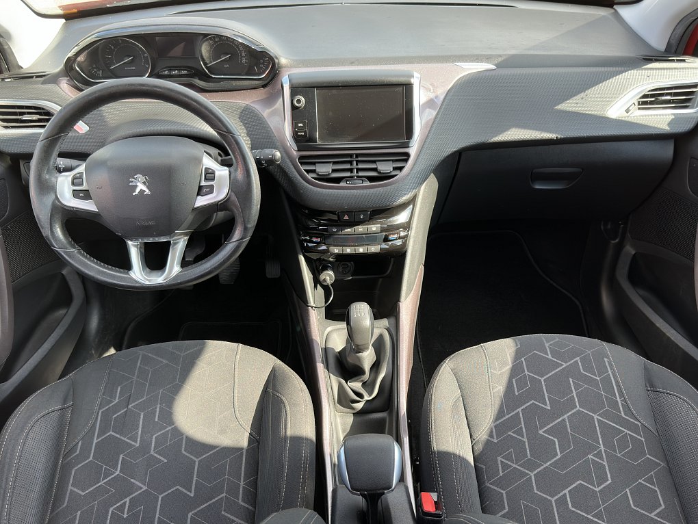 Peugeot 2008 1.6 VTI 