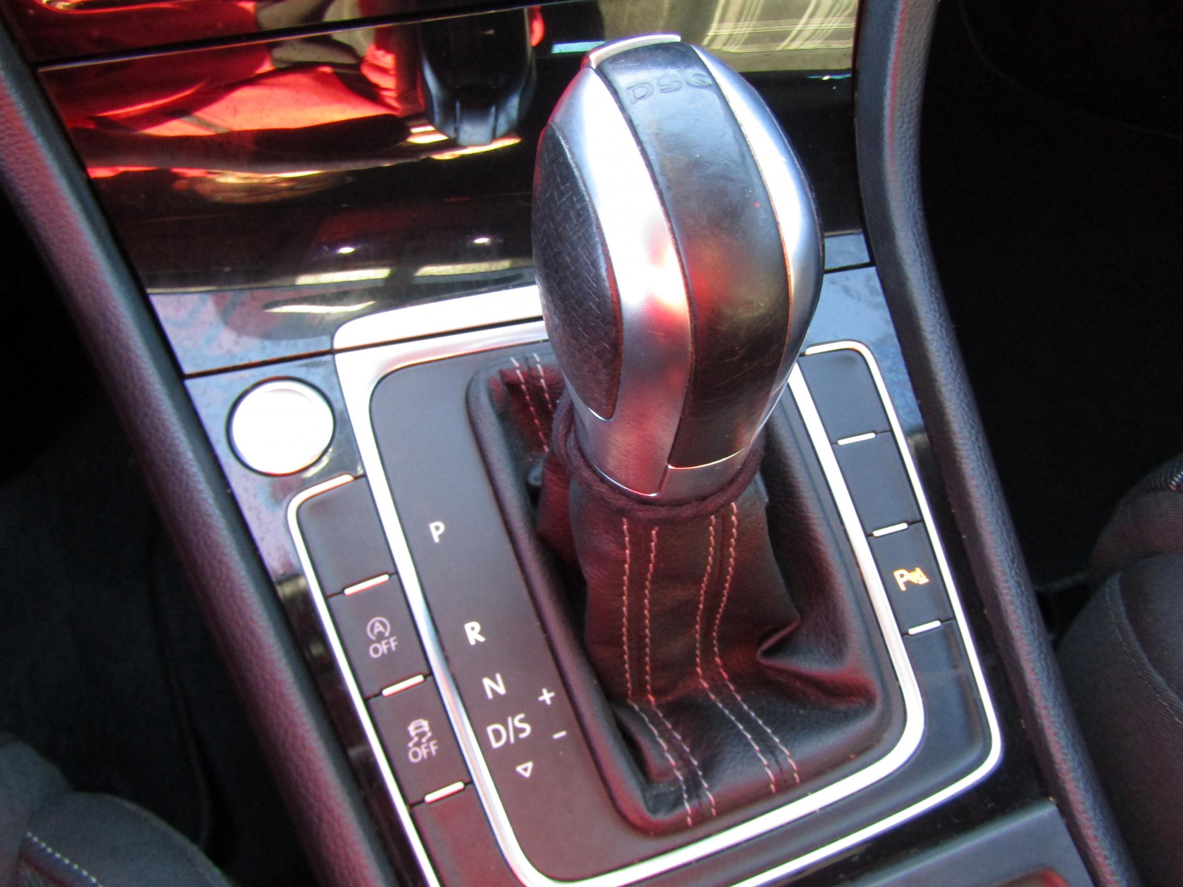 Volkswagen Golf, 2019 - pohled č. 17