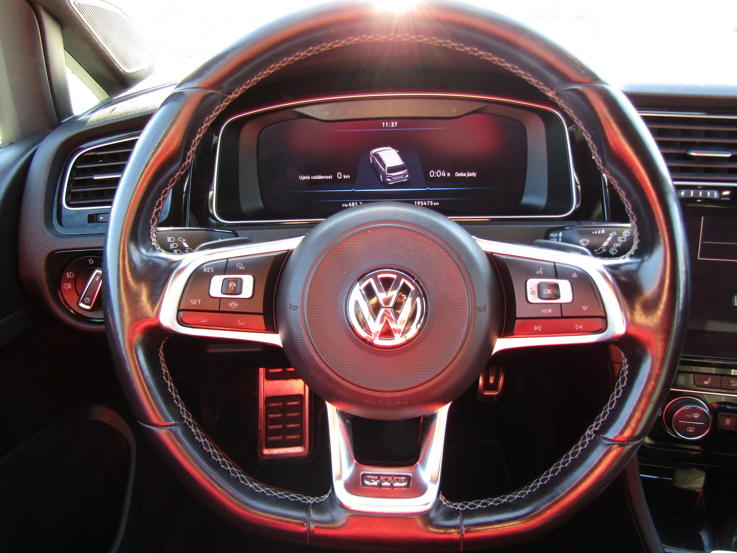 Volkswagen Golf, 2019 - pohled č. 21