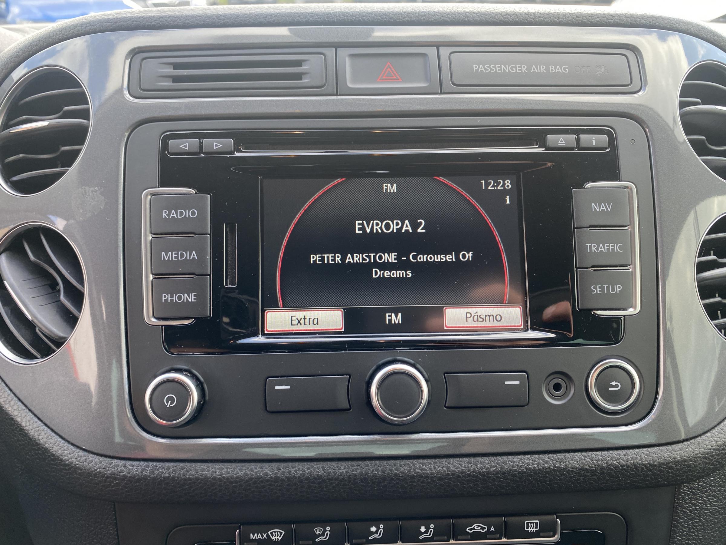 Volkswagen Tiguan, 2015 - pohled č. 13