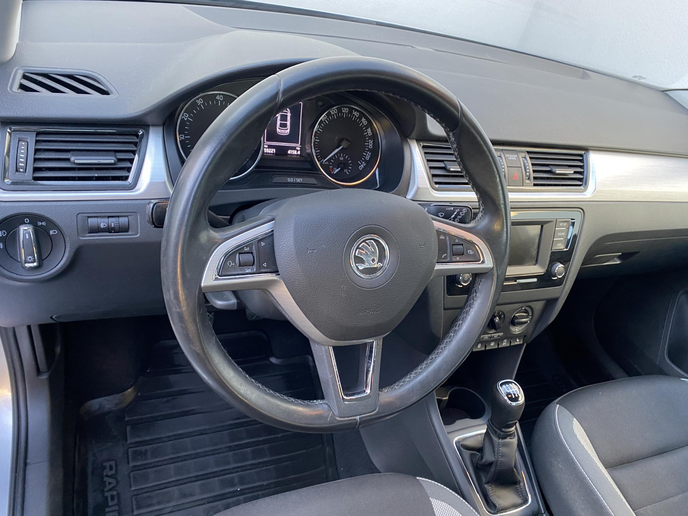 Škoda Rapid, 2017 - pohled č. 13