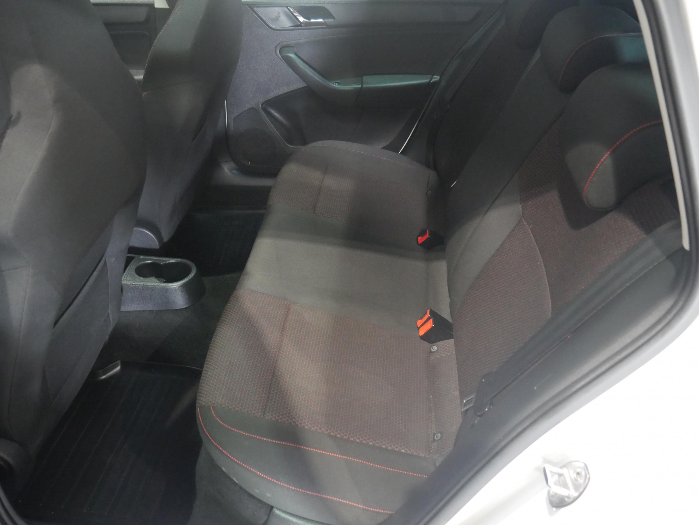 Škoda Rapid, 2014 - pohled č. 10