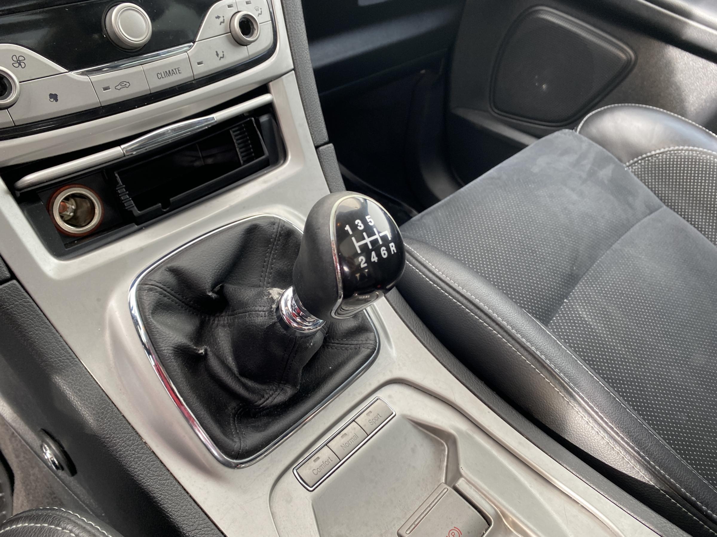 Ford S-MAX, 2009 - pohled č. 16