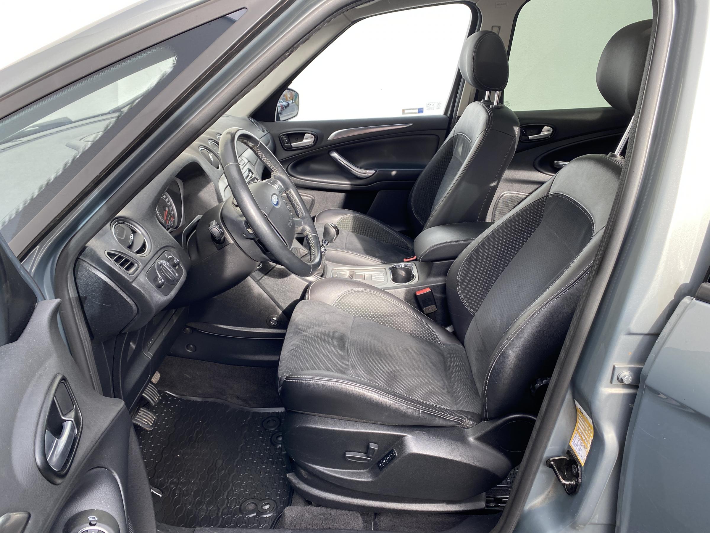 Ford S-MAX, 2009 - pohled č. 9