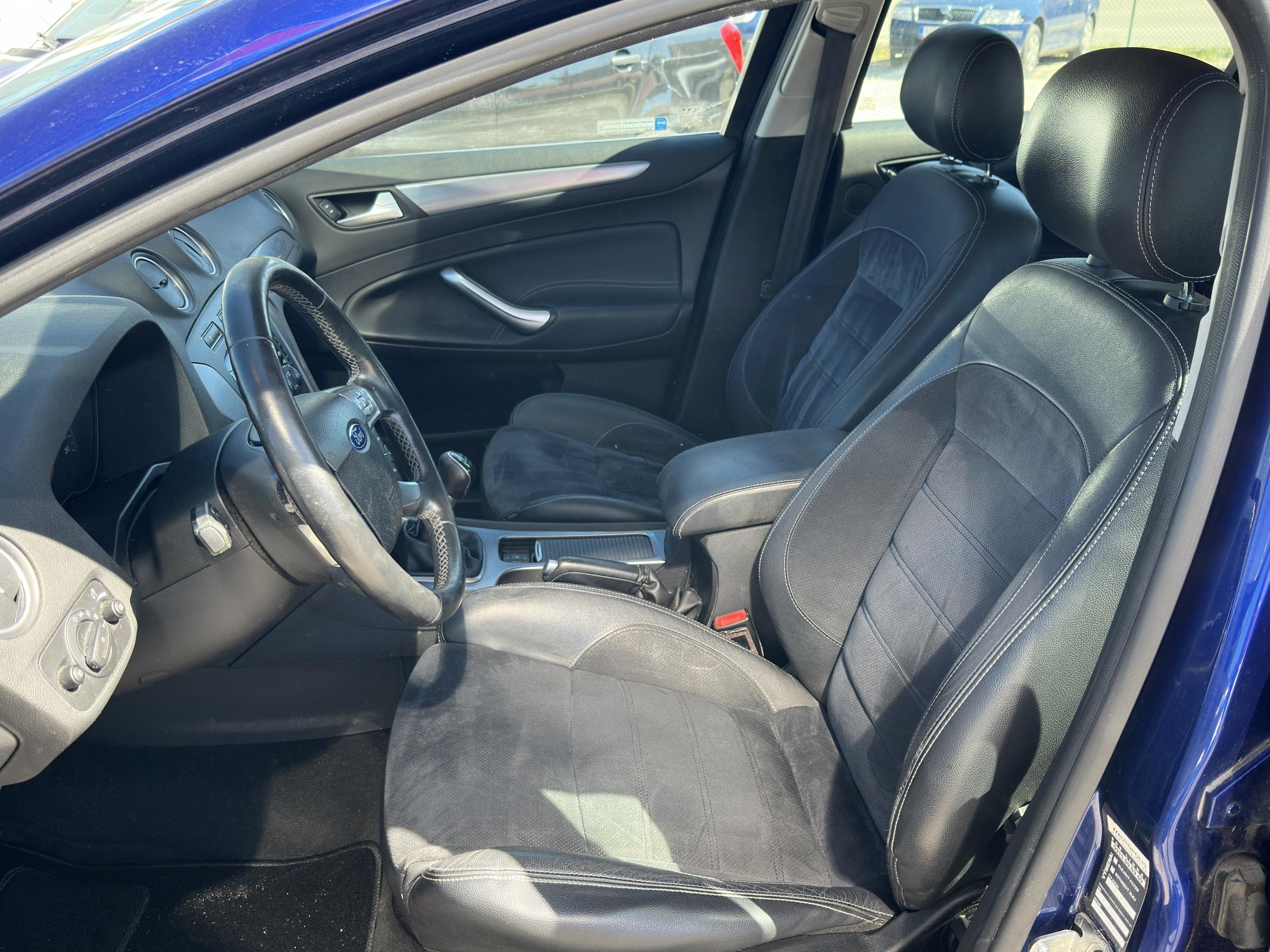 Ford Mondeo, 2014 - pohled č. 9