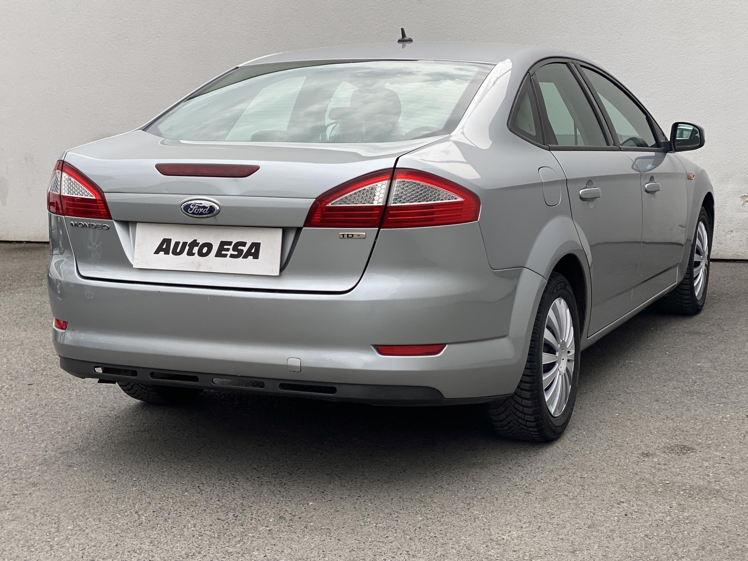 Ford Mondeo, 2010 - pohled č. 4