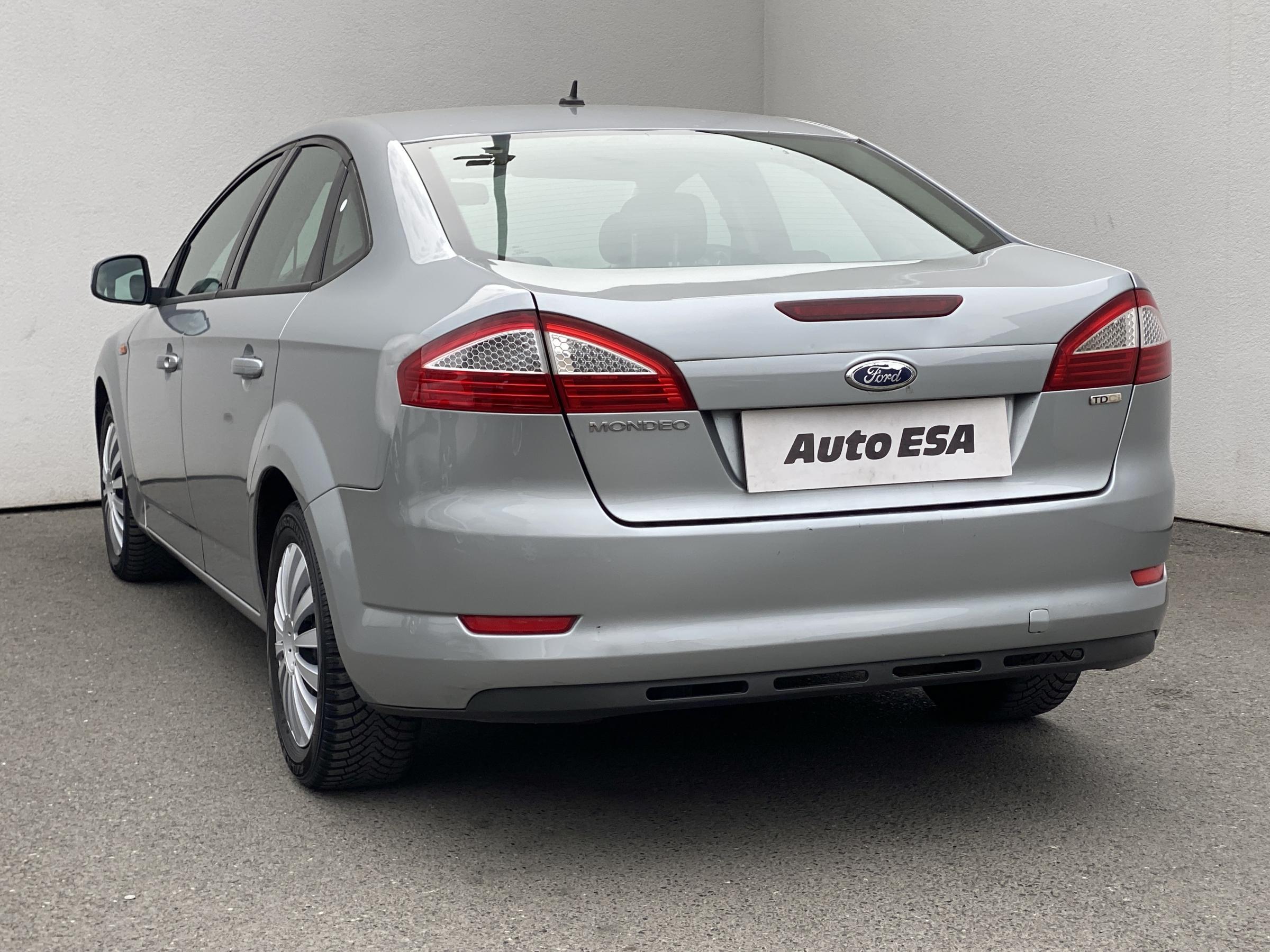Ford Mondeo, 2010 - pohled č. 6