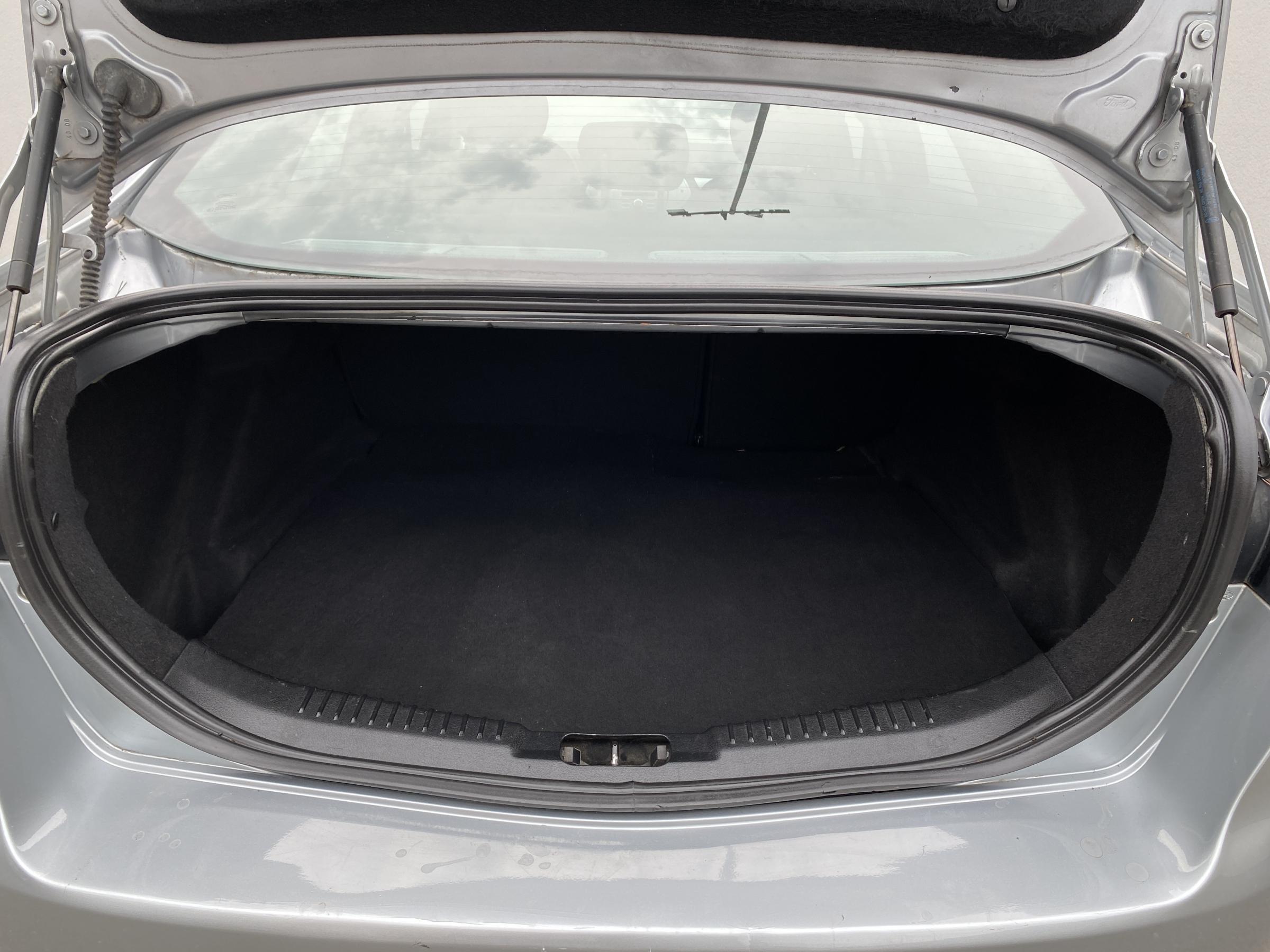 Ford Mondeo, 2010 - pohled č. 7