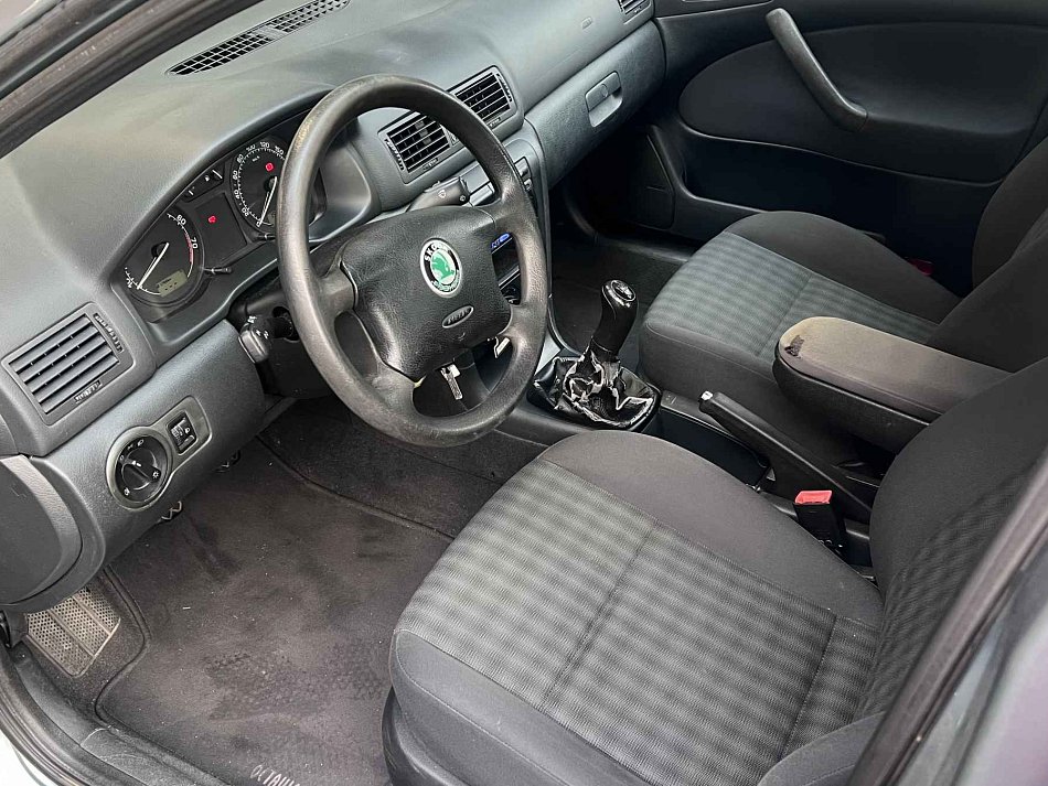 Škoda Octavia 1.6 MPi 