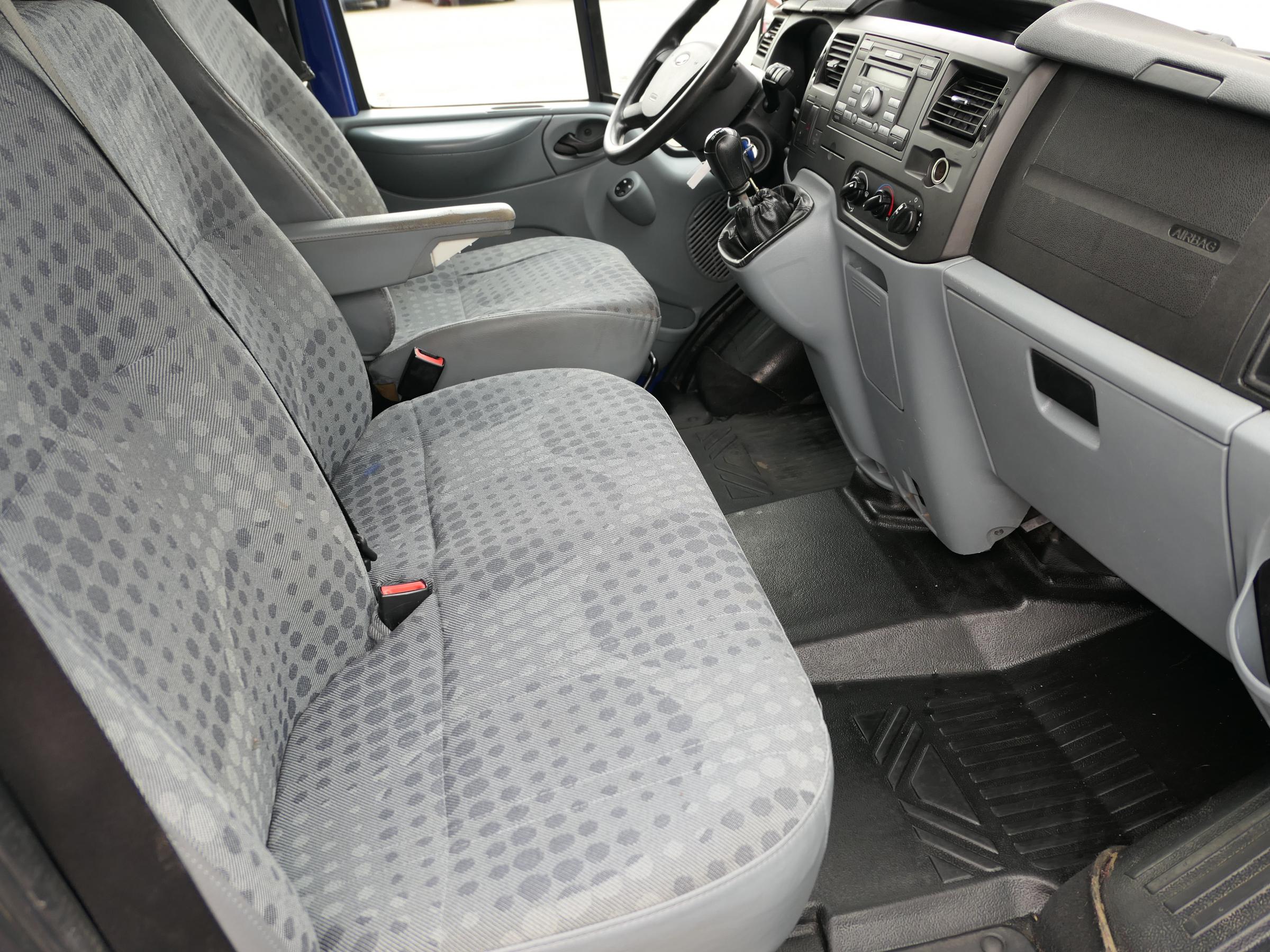 Ford Transit, 2011 - pohled č. 8