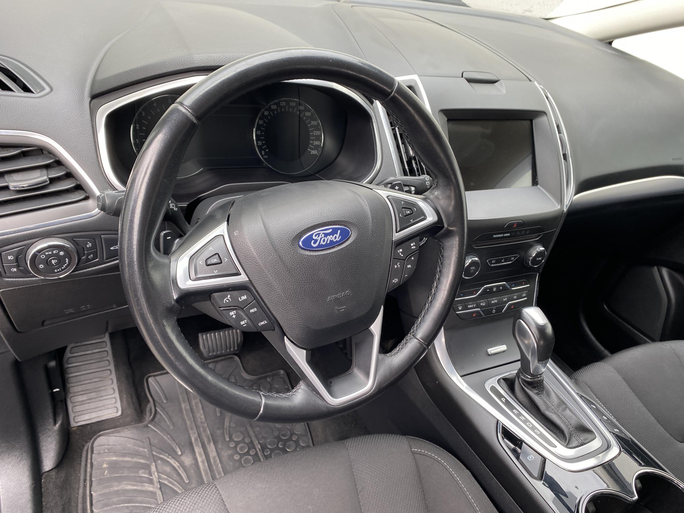 Ford S-MAX, 2018 - pohled č. 13