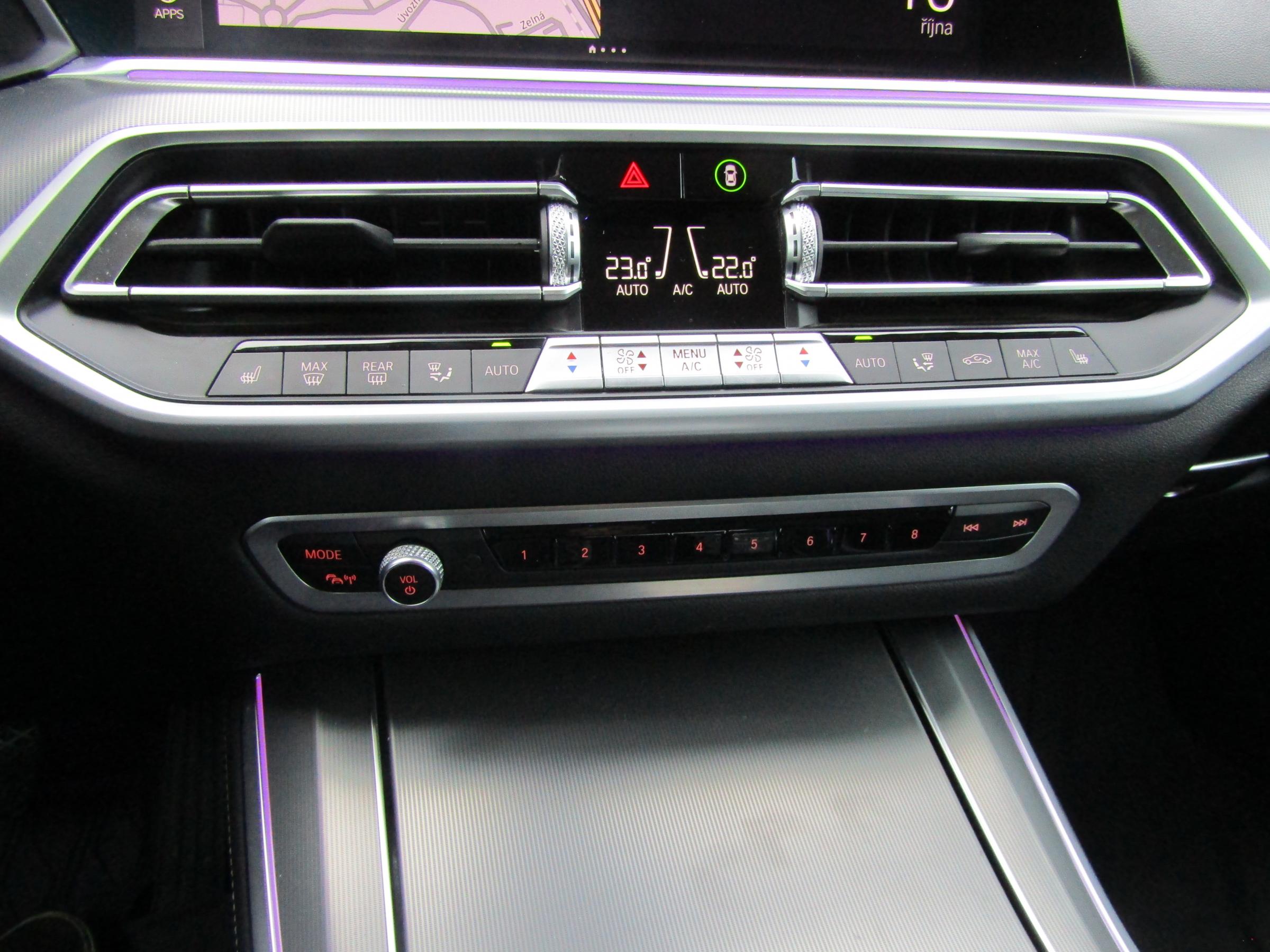 BMW X5, 2021 - pohled č. 13