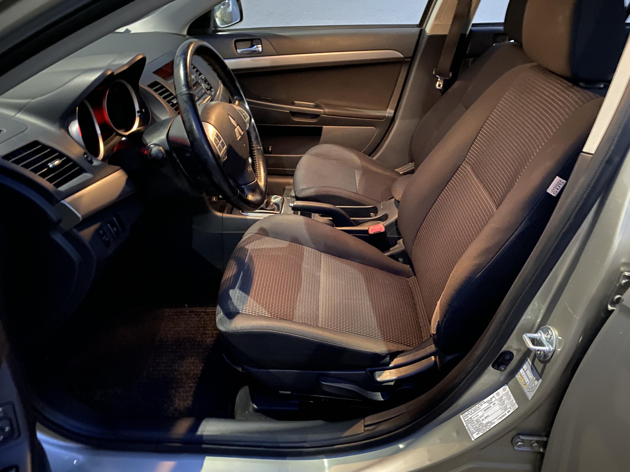 Mitsubishi Lancer, 2009 - pohled č. 10